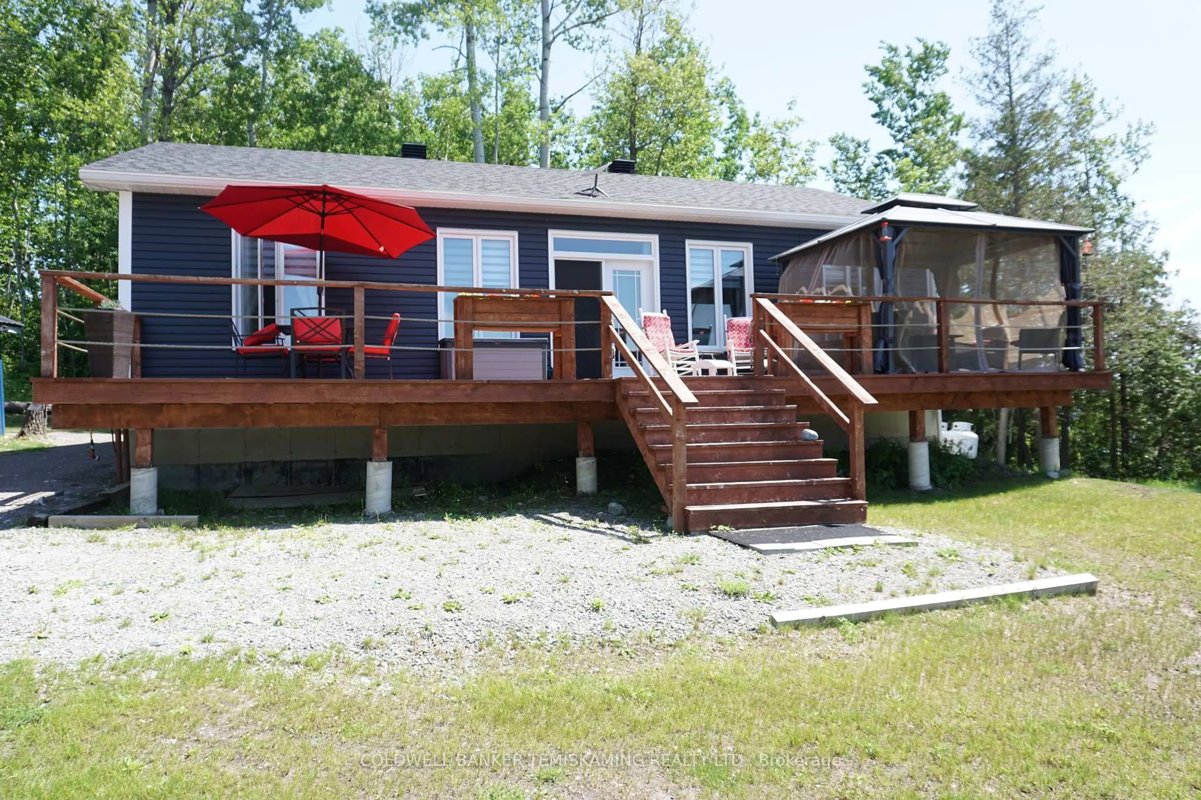 Patio, water/lake/river/ocean view for 289804 Long Lake Rd, Englehart Ontario P0J 1B0