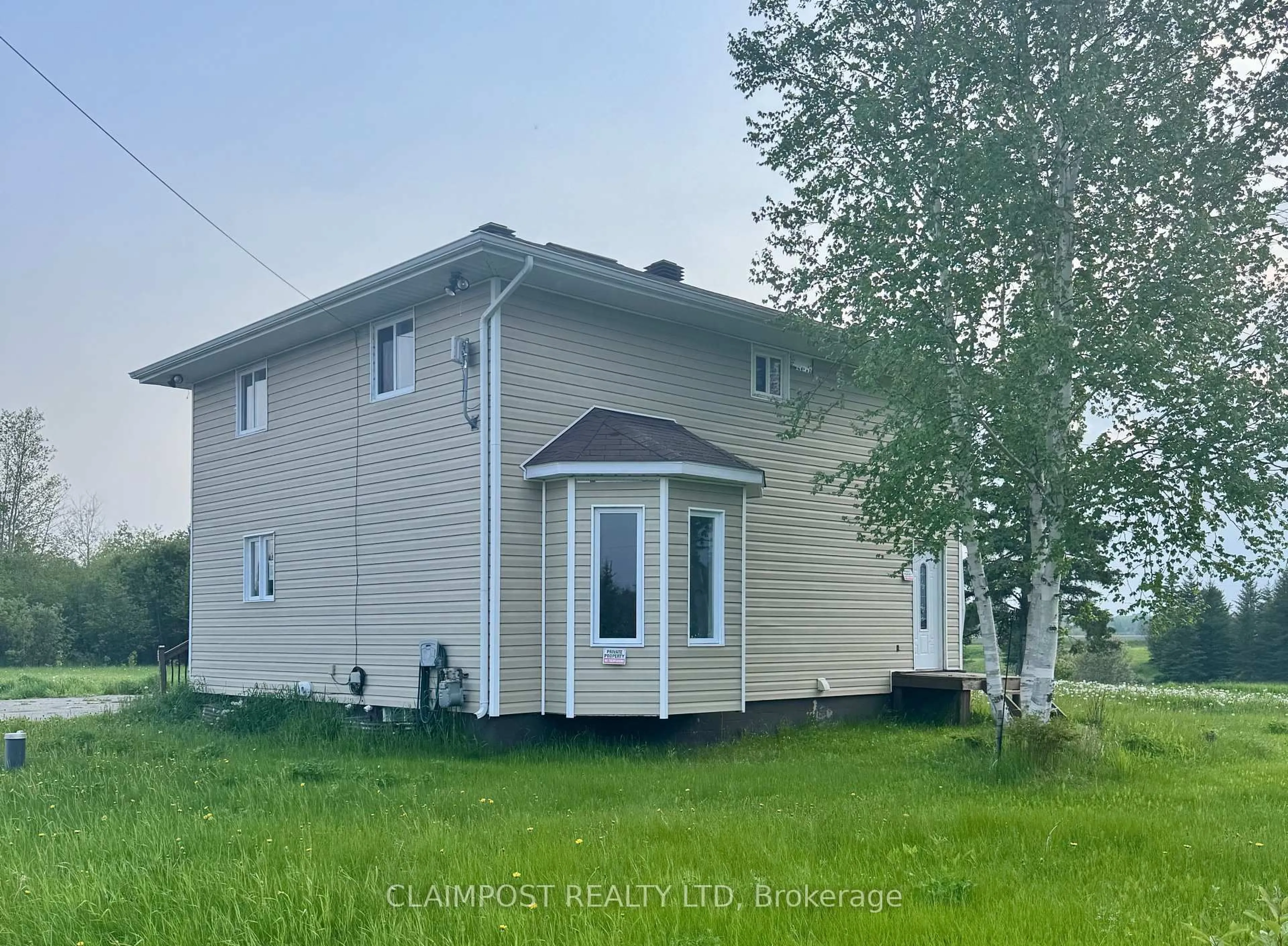 A pic from outside/outdoor area/front of a property/back of a property/a pic from drone, unknown for 1061 Highway 572, Black River Matheson Ontario P0K 1R0