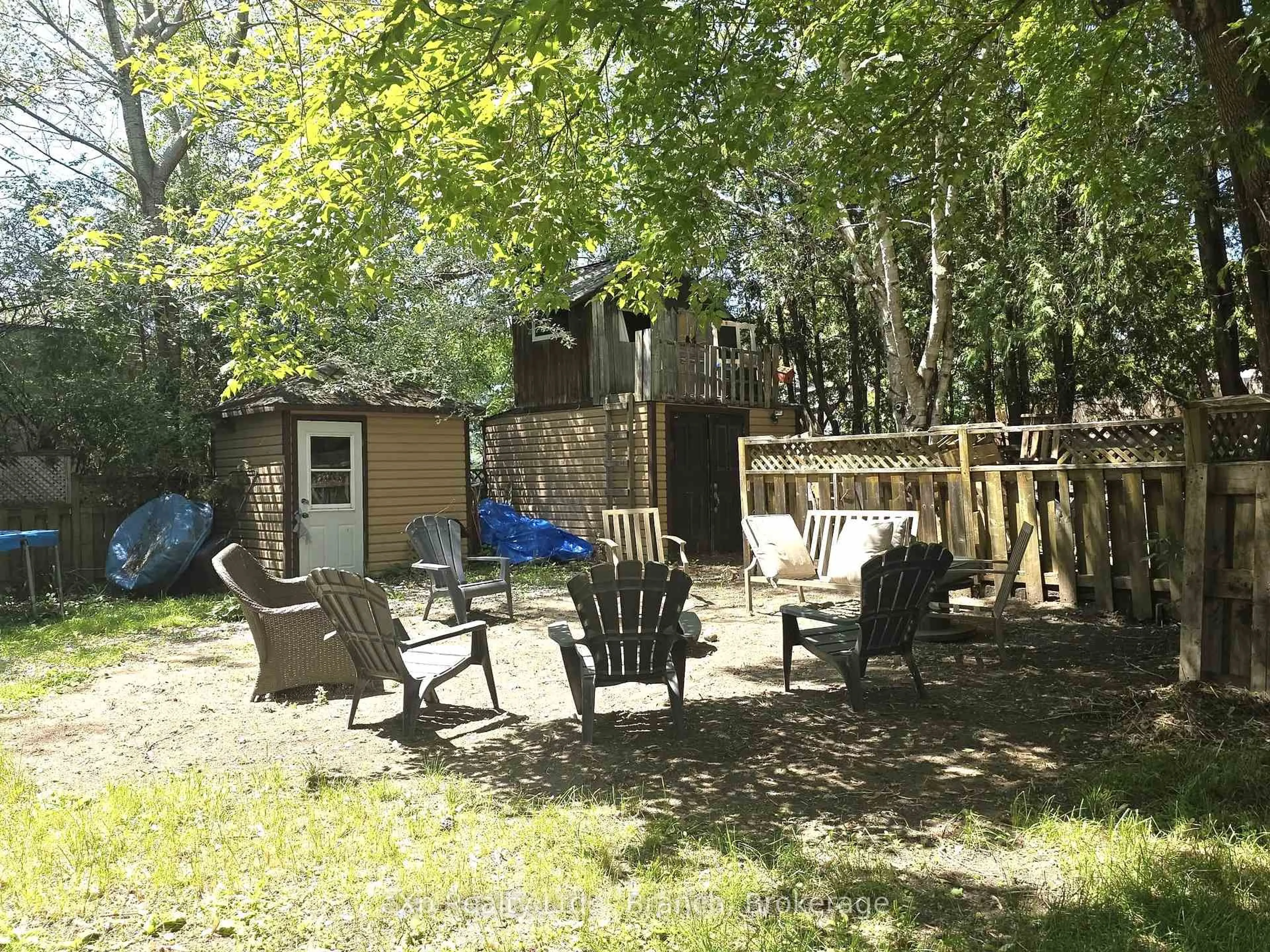 Patio, forest/trees view for 60 Lakeshore Rd, Temiskaming Shores Ontario P0J 1P0