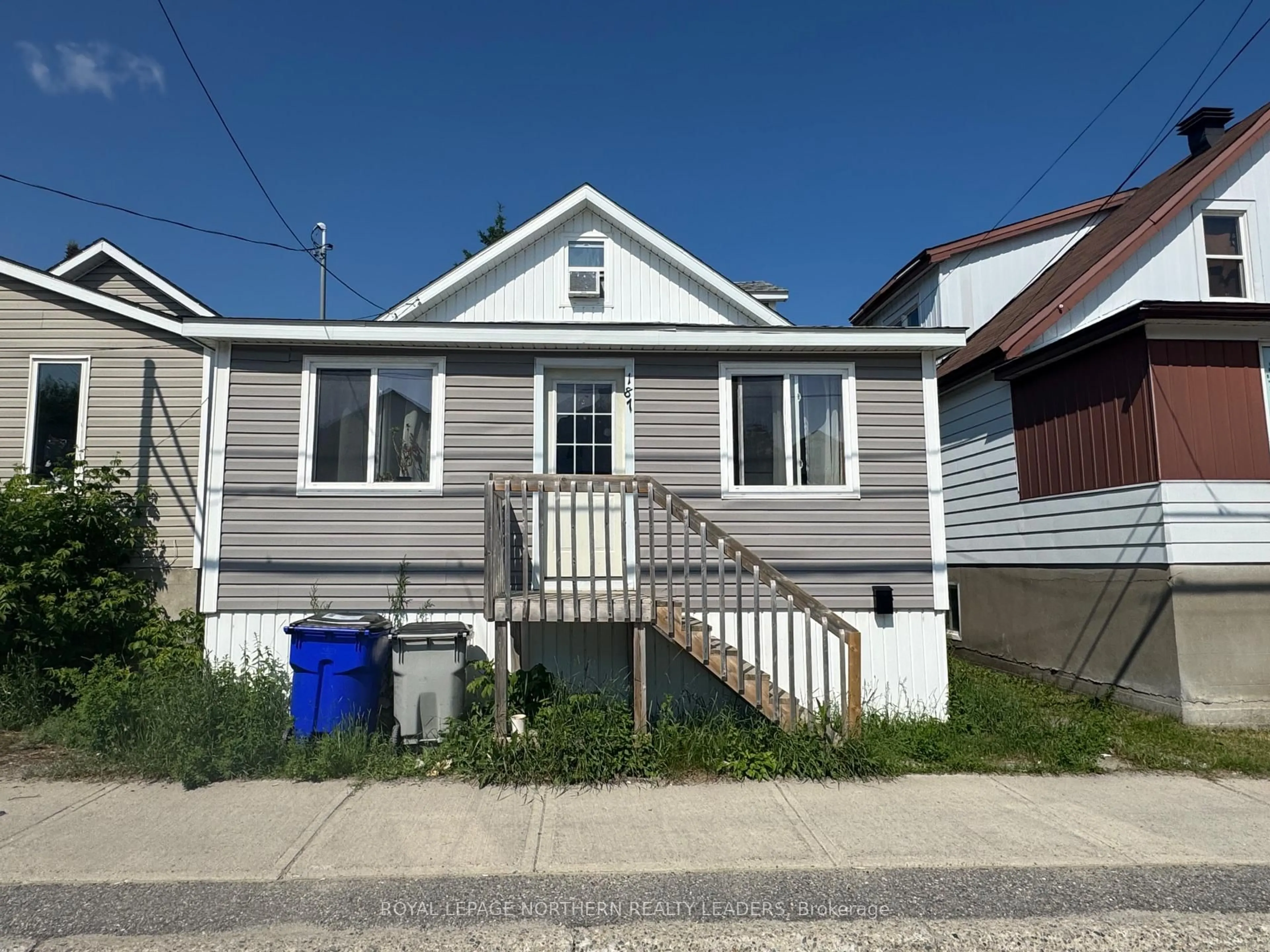 Home with vinyl exterior material, street for 187 Pine St, Timmins Ontario P4N 6K9