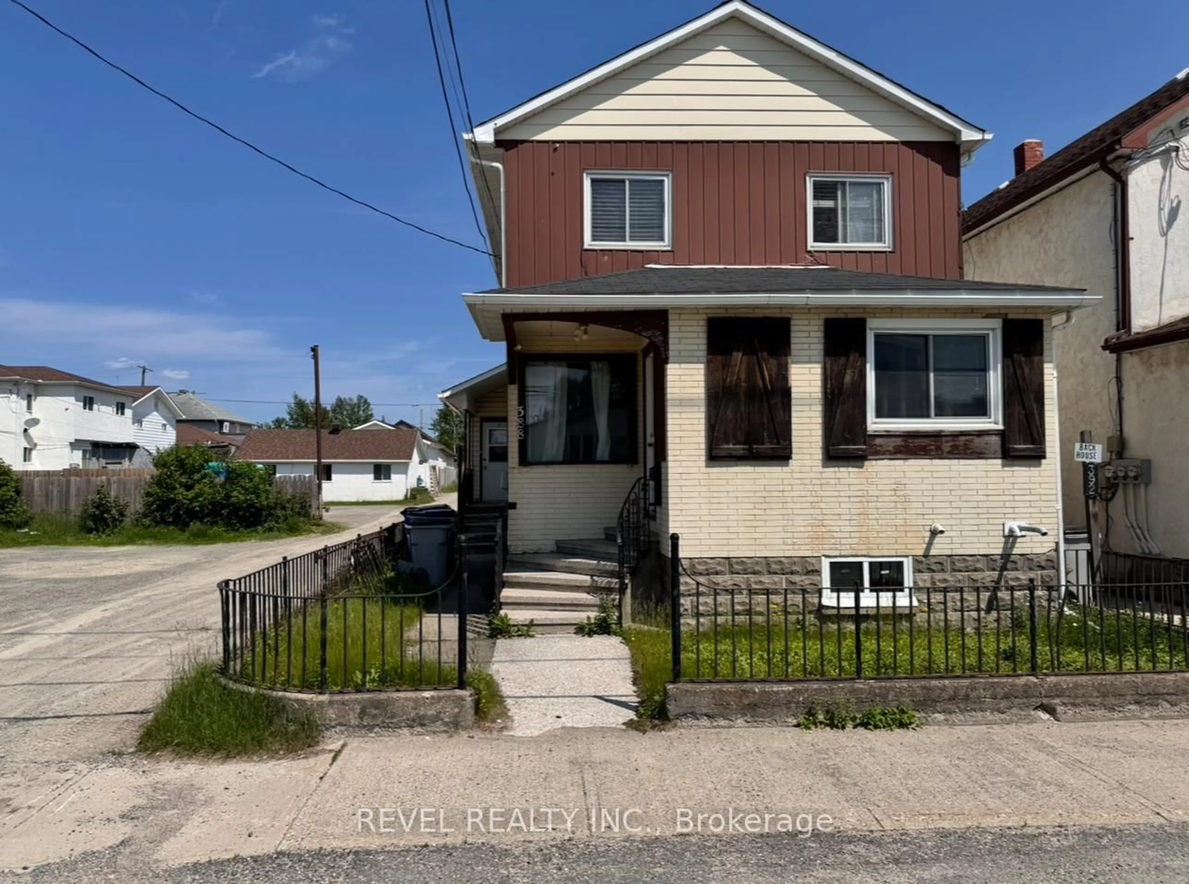 Unknown for 388 Pine St, Timmins Ontario P4N 2L3