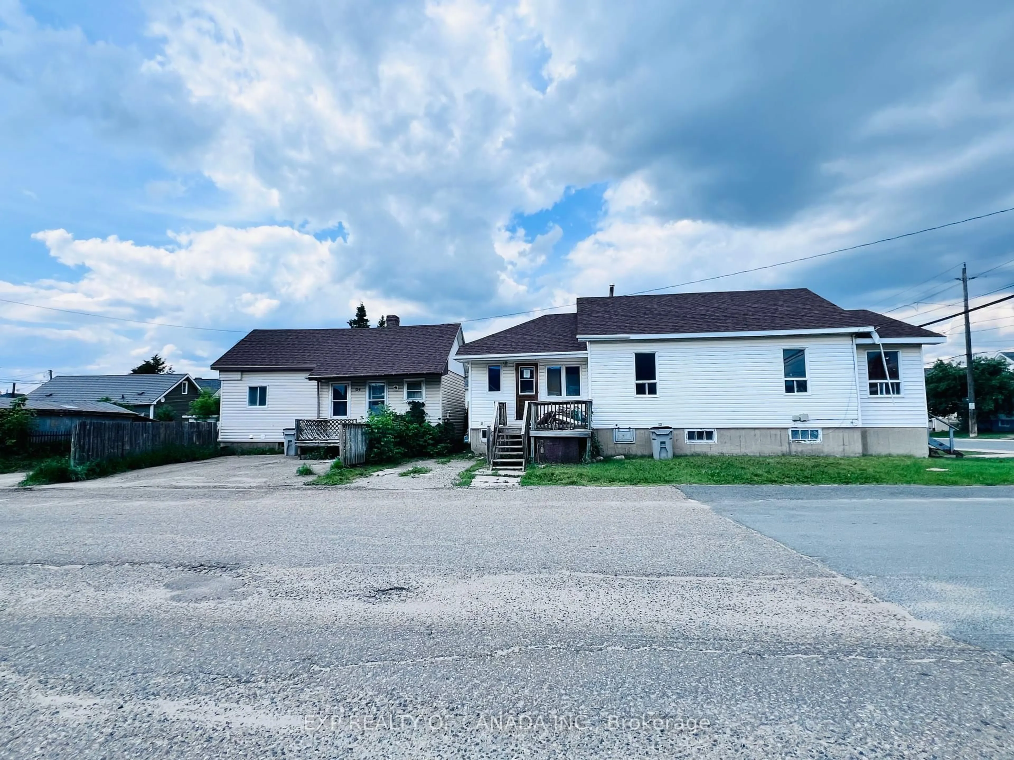 A pic from outside/outdoor area/front of a property/back of a property/a pic from drone, building for 203 Maple St, Timmins Ontario P4N 6B9