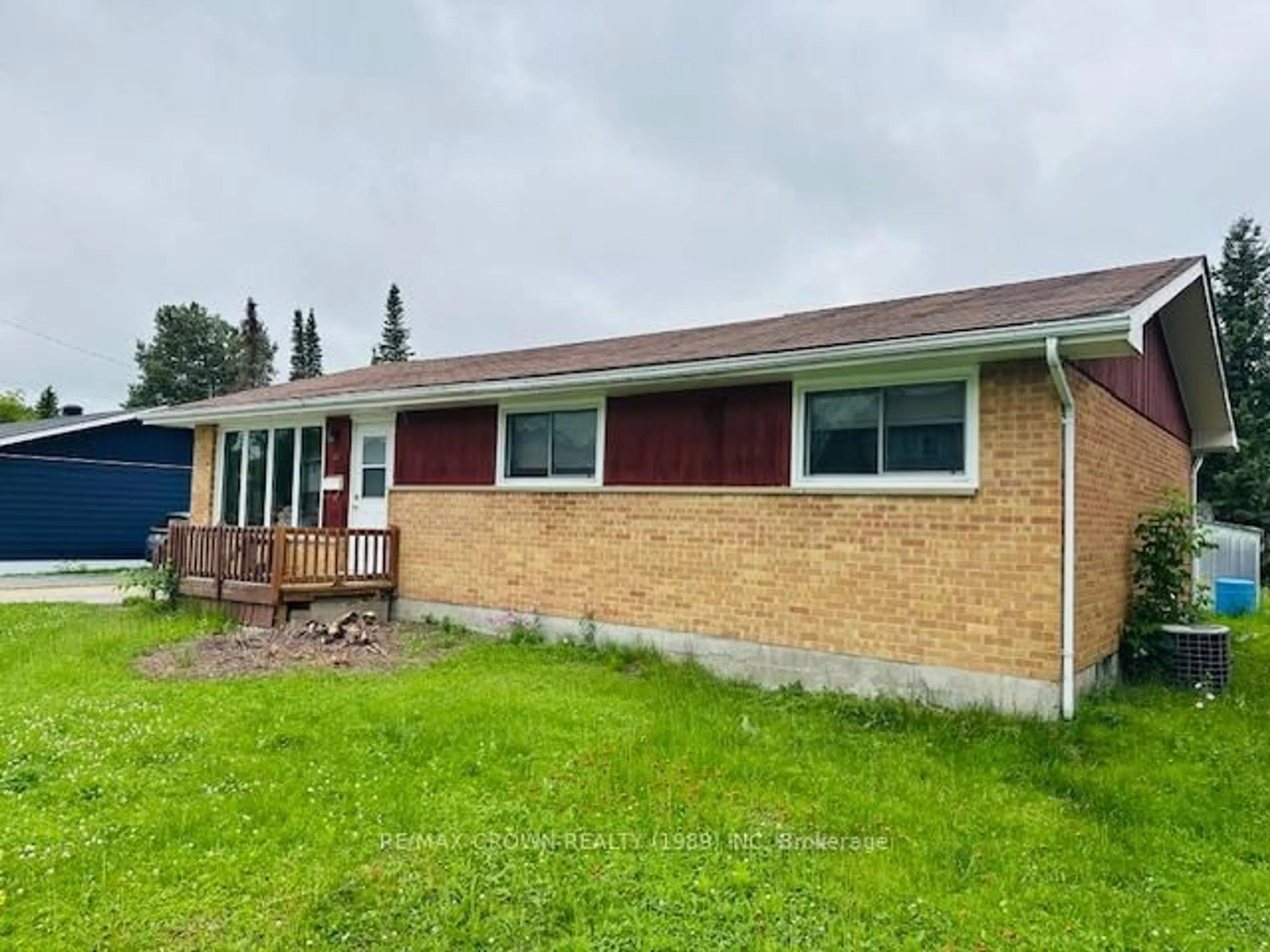 Unknown for 12 Winnipeg St, Kapuskasing Ontario P5N 1Z2
