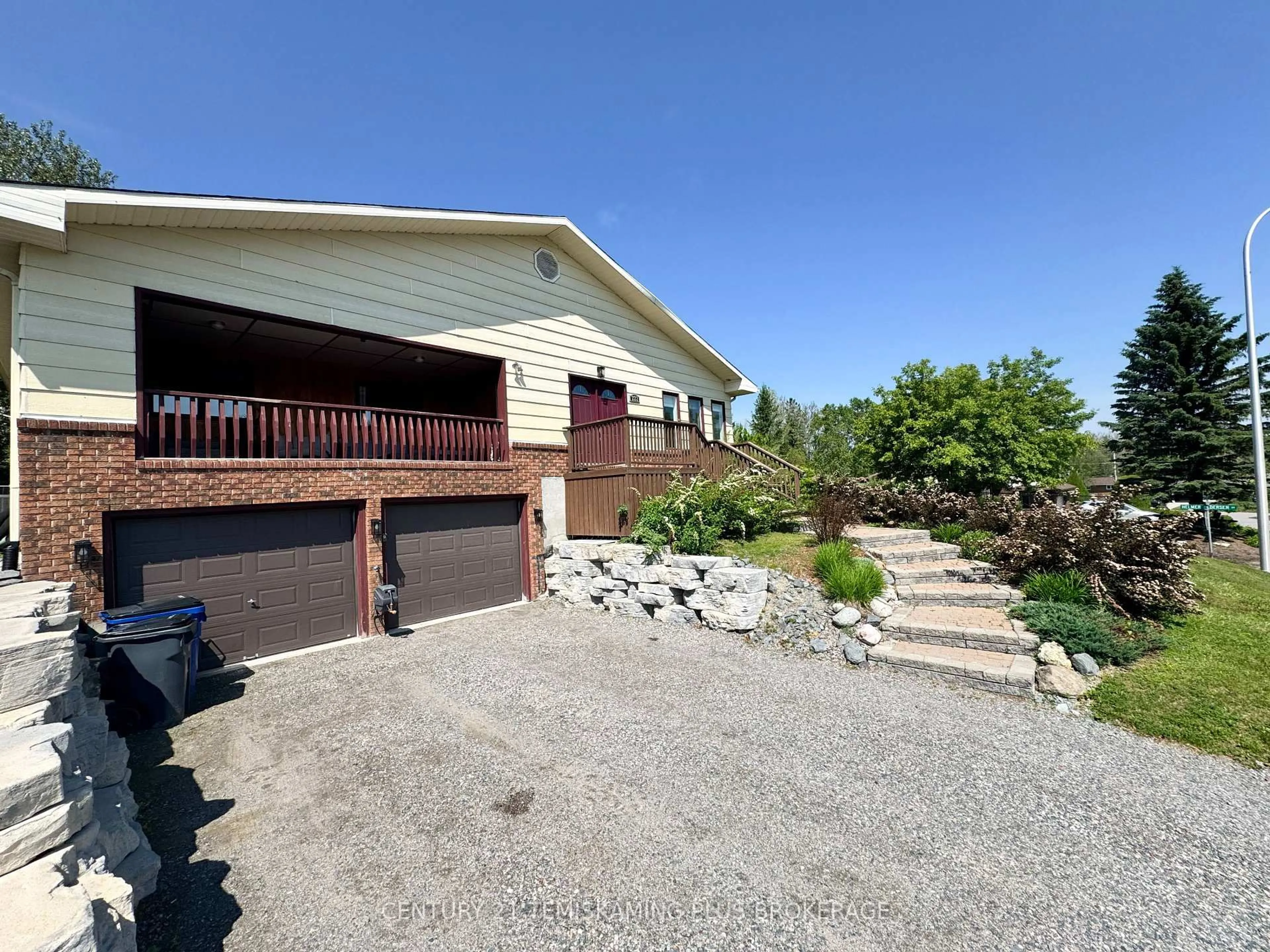 A pic from outside/outdoor area/front of a property/back of a property/a pic from drone, unknown for 222 Cosman Cres, Temiskaming Shores Ontario P0J 1P0