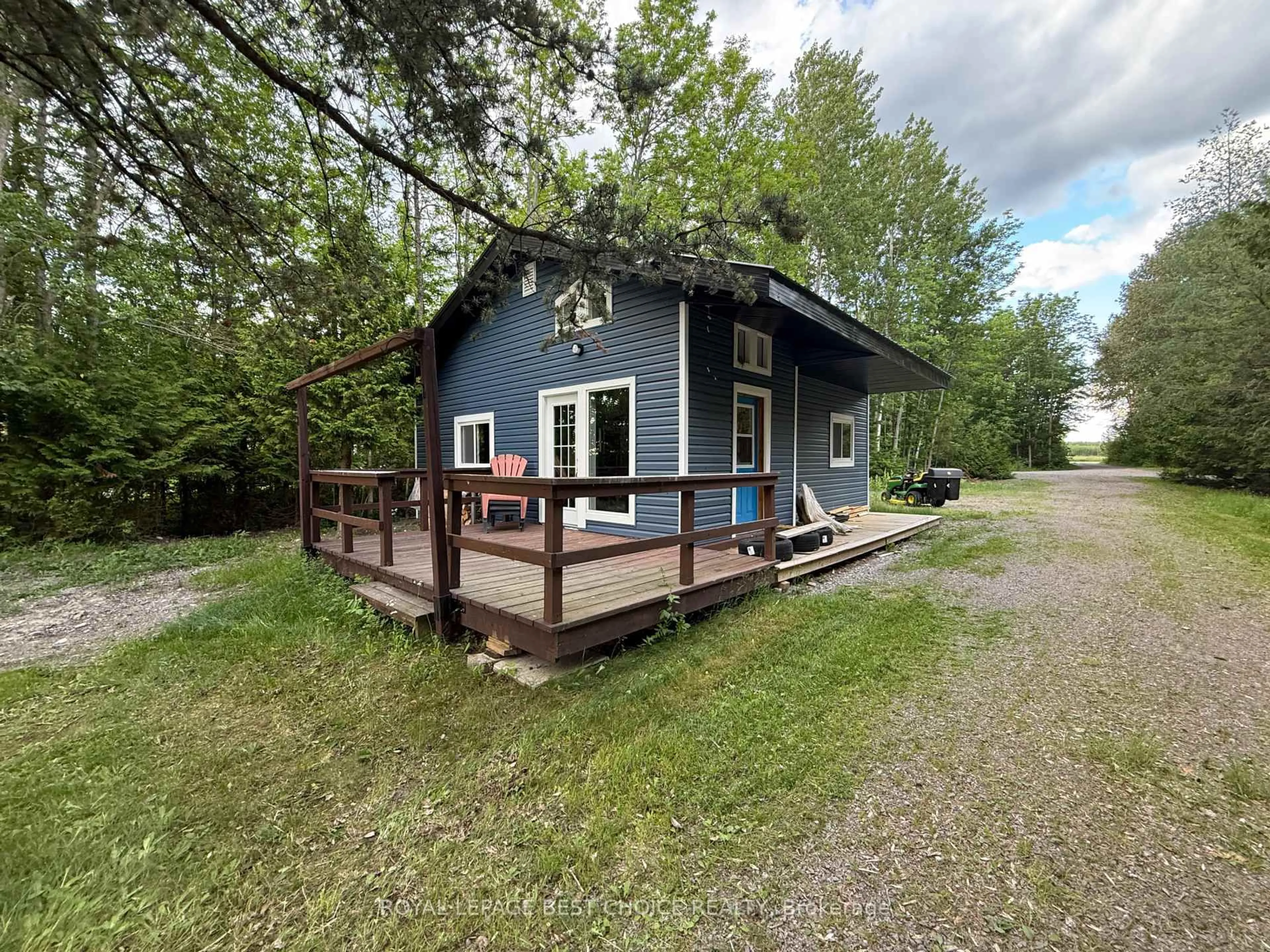 A pic from outside/outdoor area/front of a property/back of a property/a pic from drone, unknown for Lt 8 C6 Barber Twp Rd 2 Rd, Timiskaming Ontario P0J 1G0