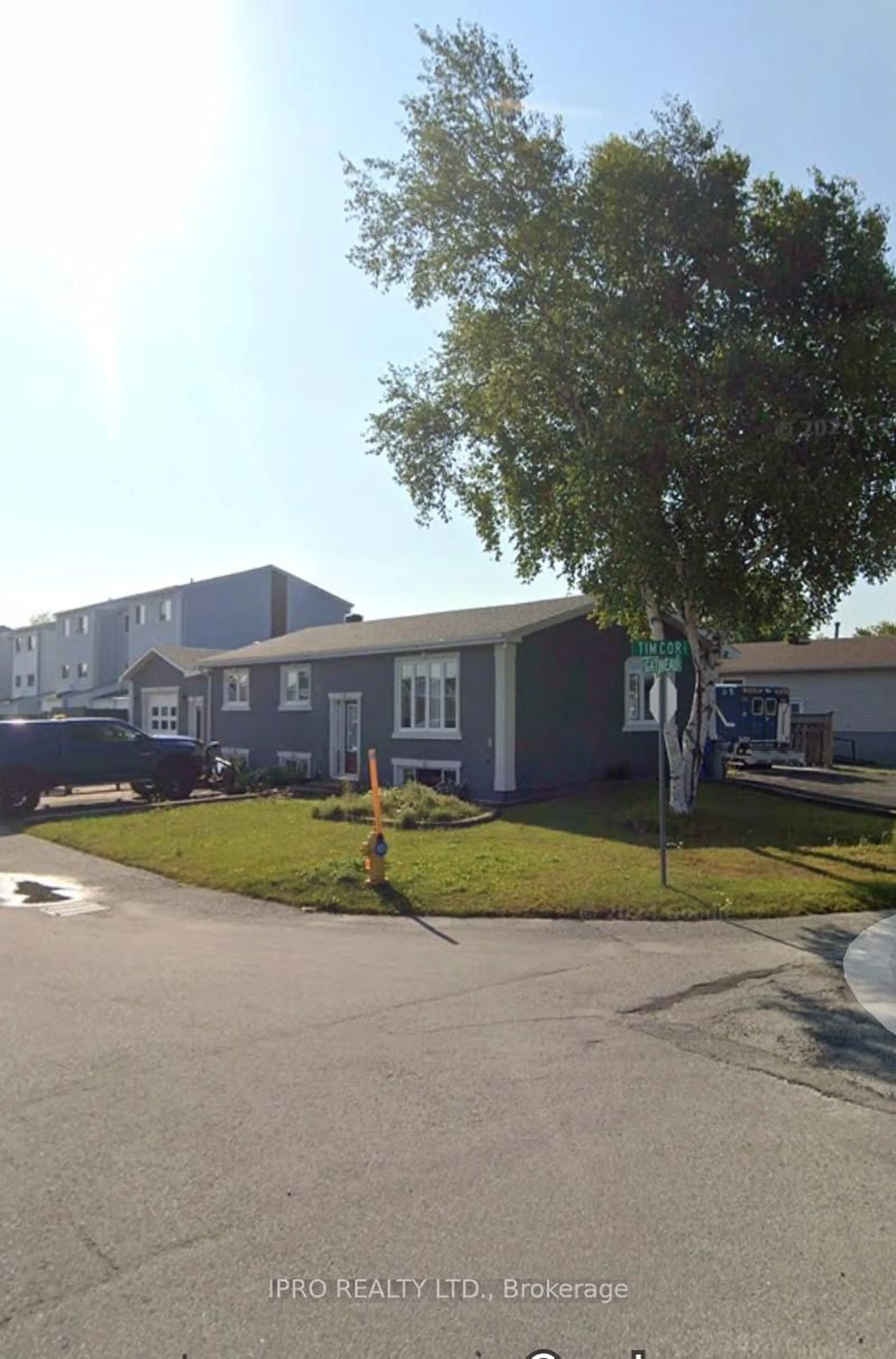 Home with vinyl exterior material, street for 102 Timcore Cres, Timmins Ontario P4R 1C7