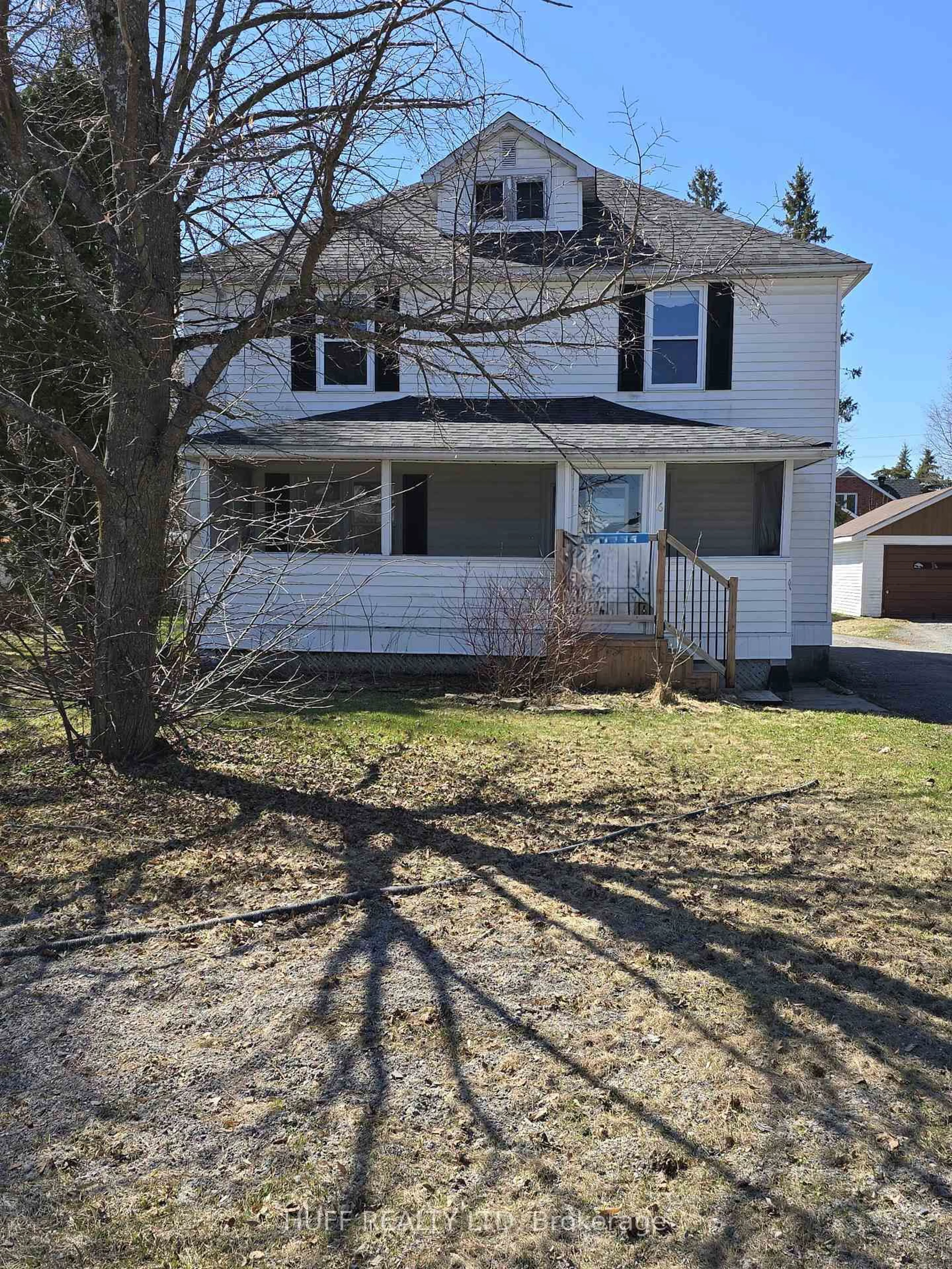 A pic from outside/outdoor area/front of a property/back of a property/a pic from drone, street for 16 Seventh Ave, Englehart Ontario P0J 1H0
