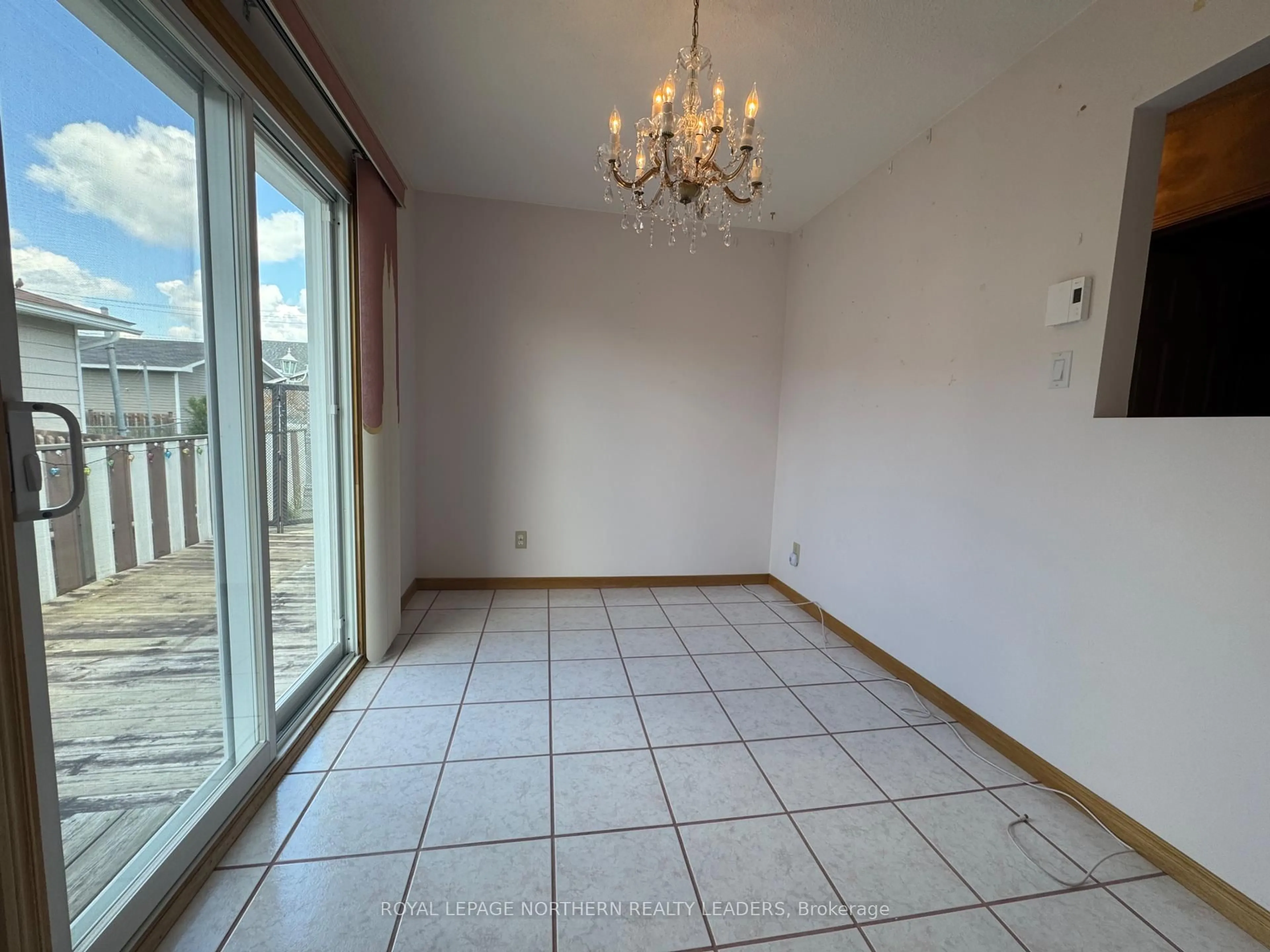 A pic of a room for 19 Graham Lane, Timmins Ontario P4N 7Z5