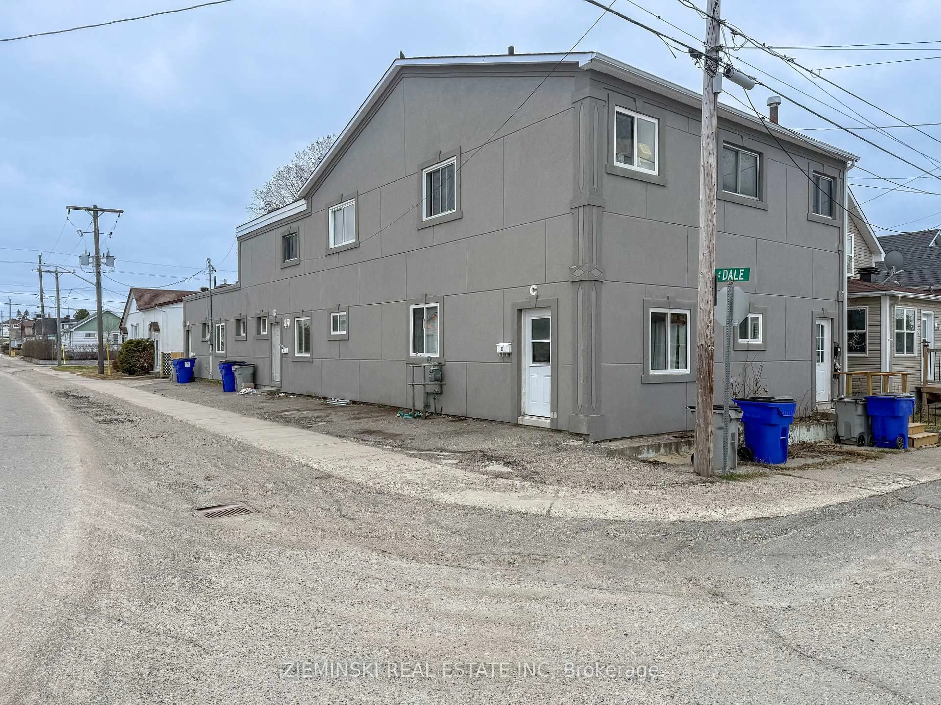 A pic from outside/outdoor area/front of a property/back of a property/a pic from drone, street for 49 Dale Ave, Timmins Ontario P4N 1L9