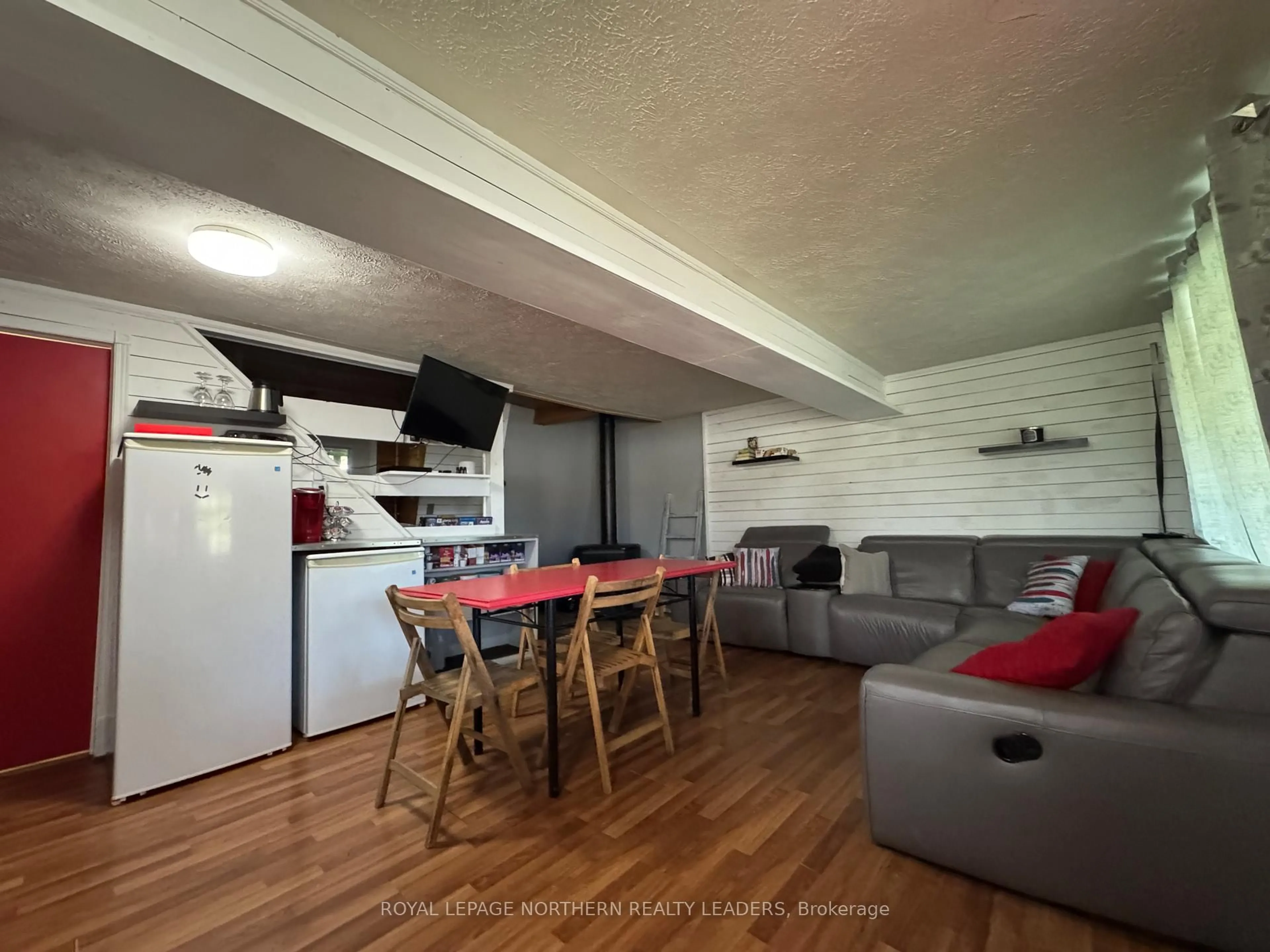 A pic of a room for 4-5050 Kamiskotia Rd, Timmins Ontario P4N 7E3