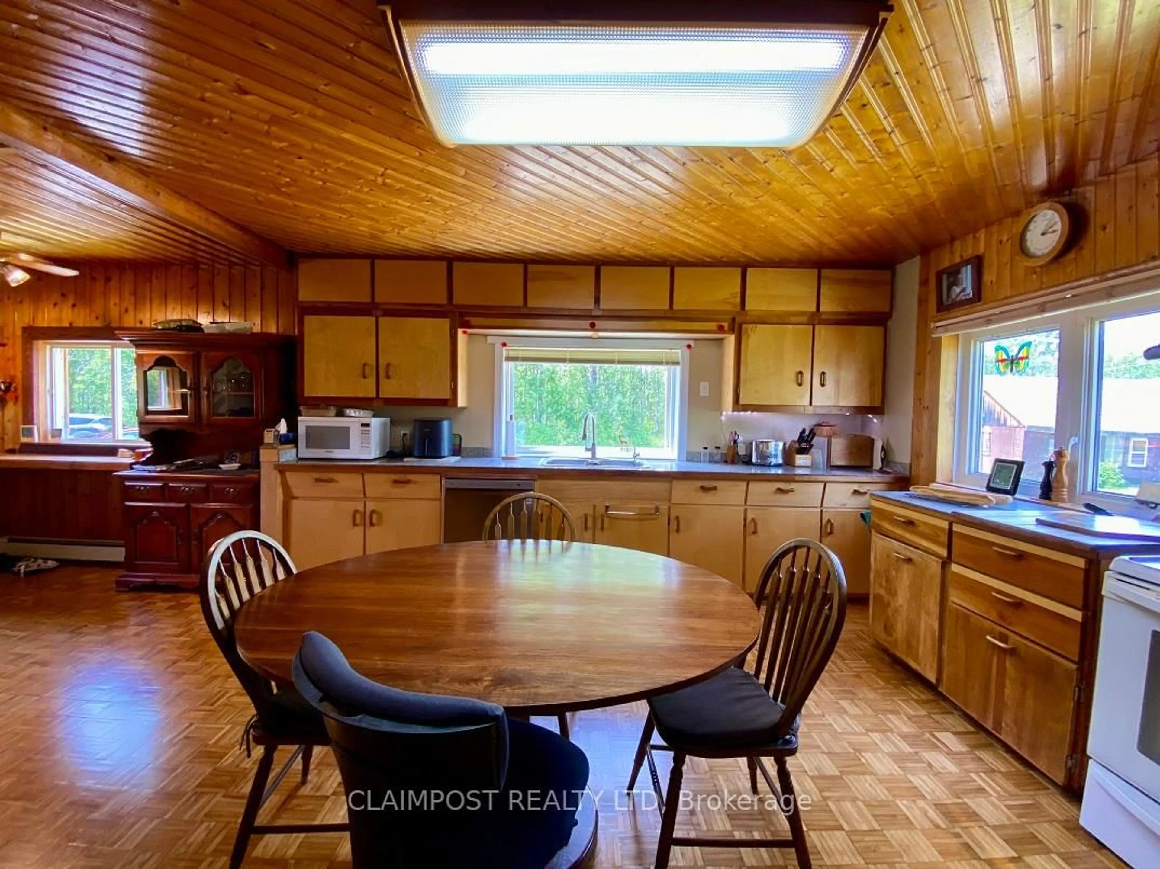 Standard kitchen, unknown for 1182 Cosens Rd, Iroquois Falls Ontario P0N 1E0