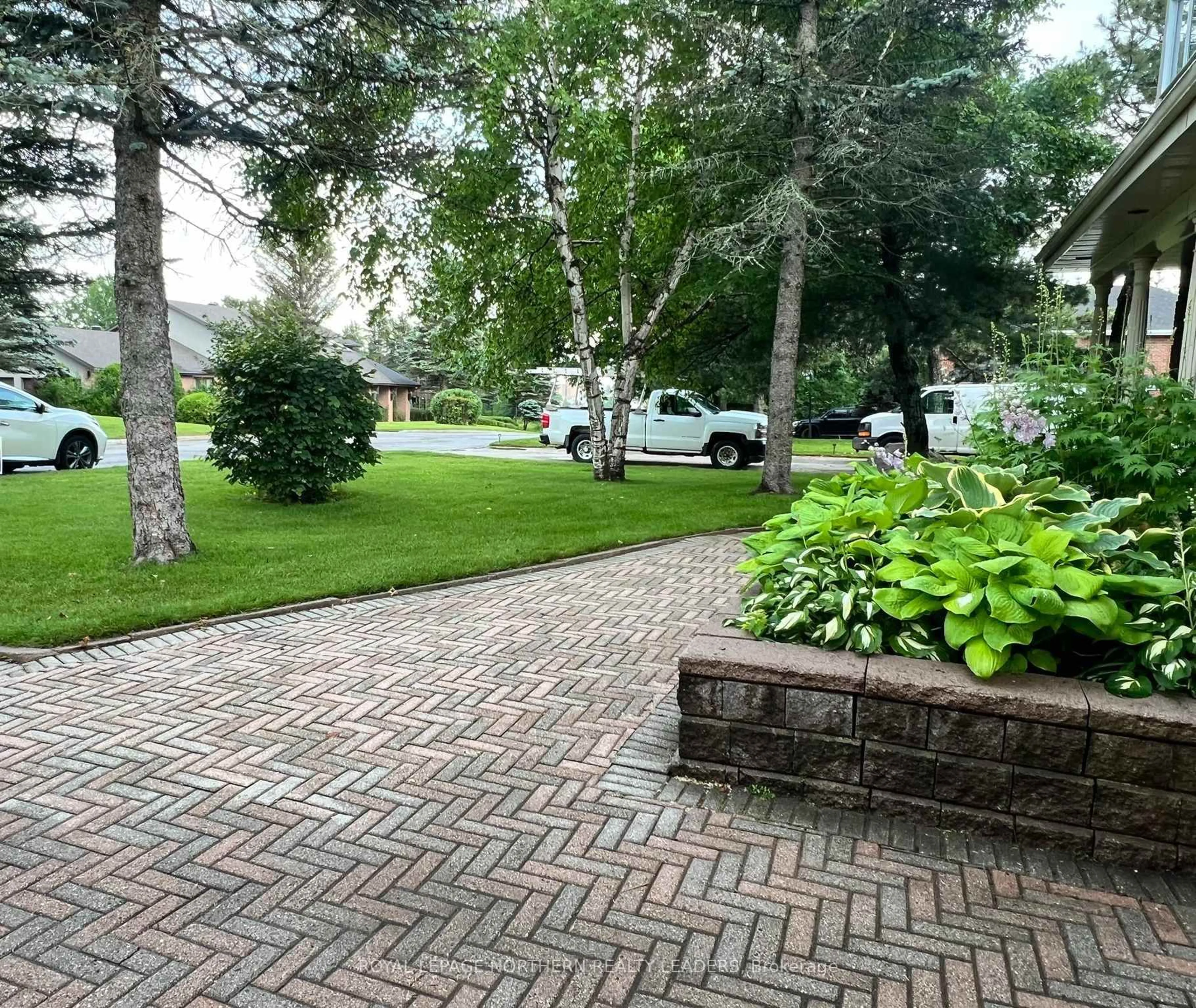 Patio, street for 297 Cameron St, Timmins Ontario P4N 8L4