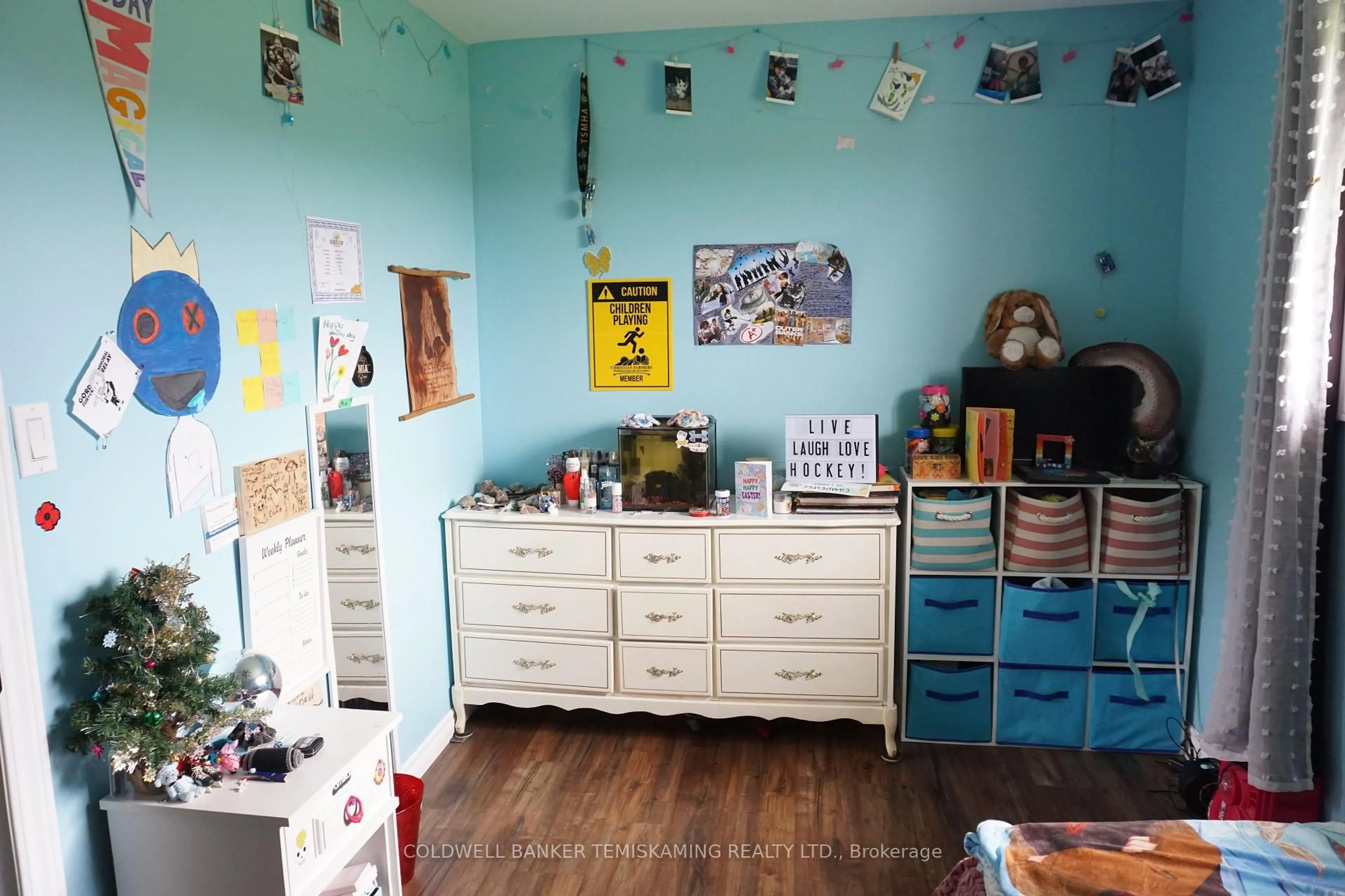 A pic of a room for 953727 569 Highway, Englehart Ontario P0J 1H0
