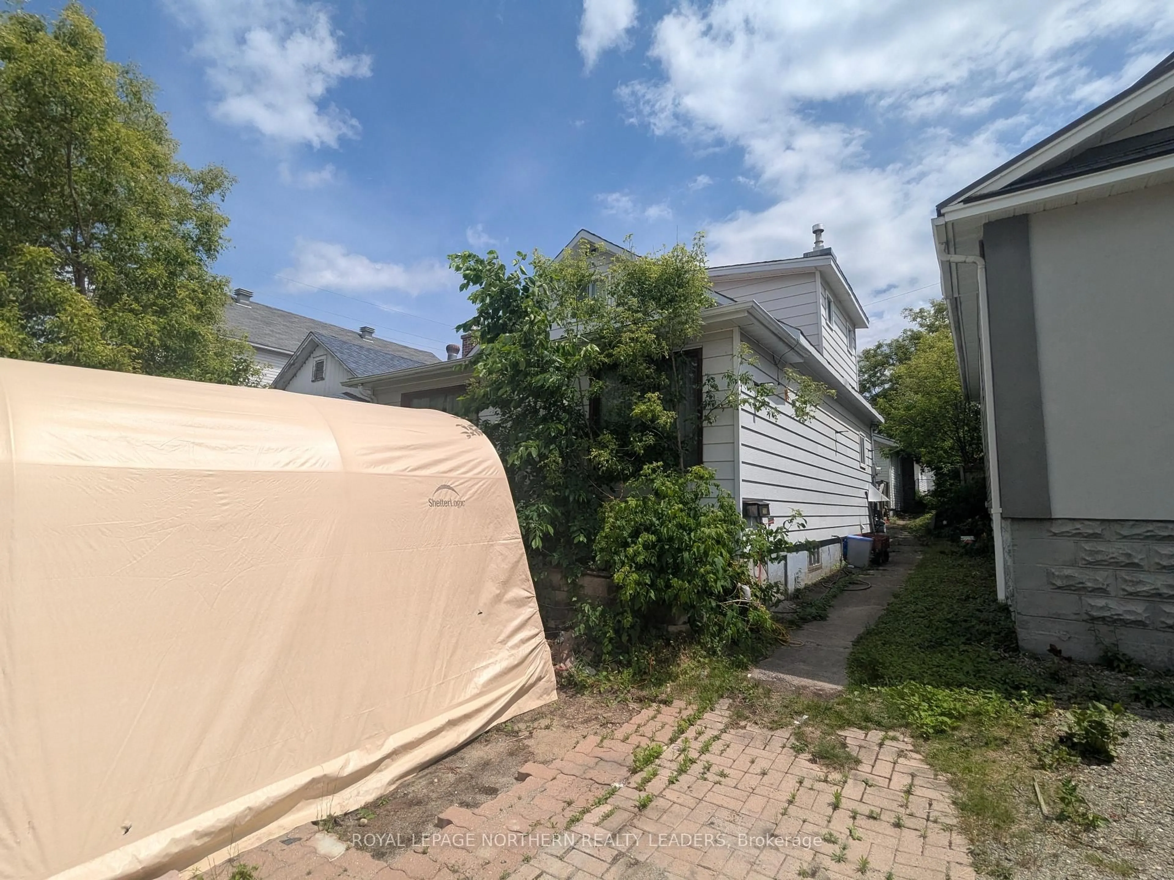 Unknown for 236 Tamarack St, Timmins Ontario P4N 6R1