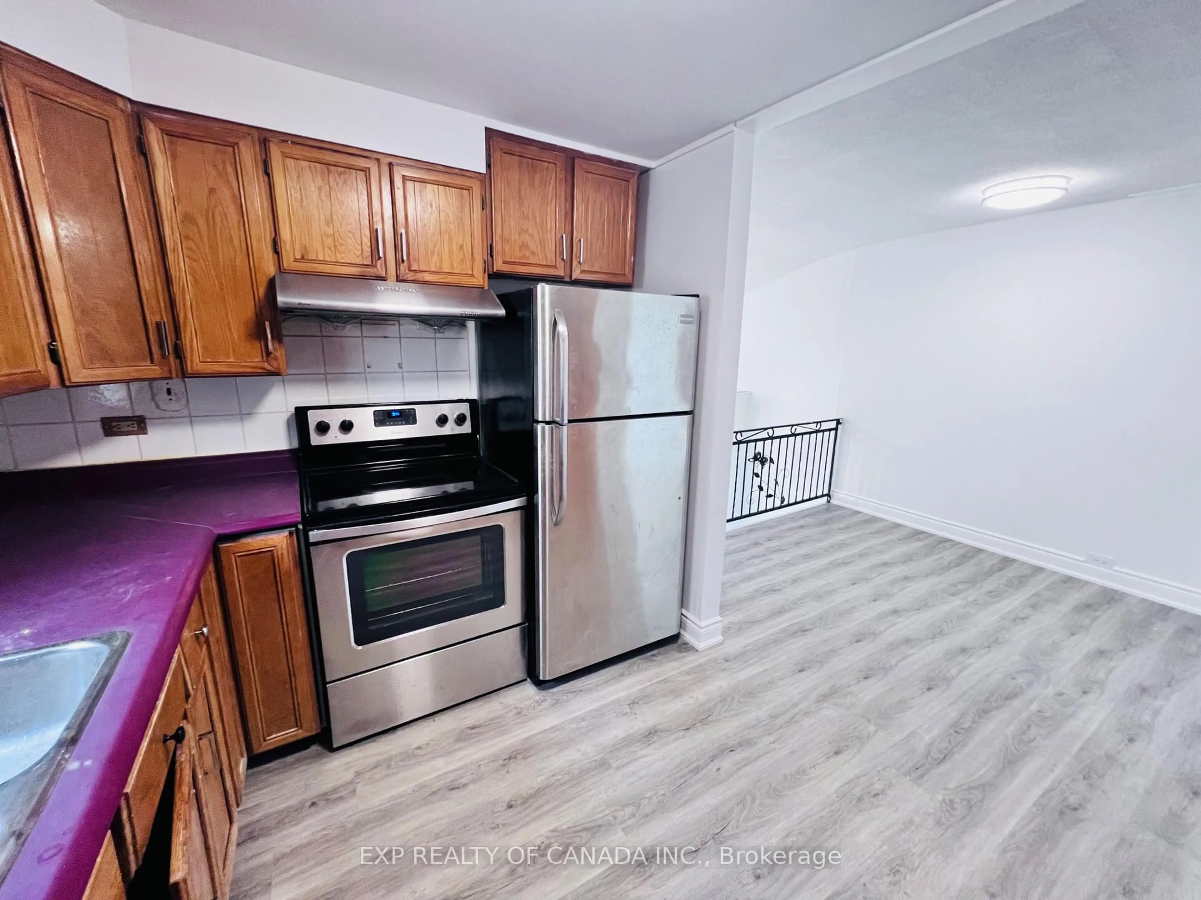 Standard kitchen, unknown for 129 Bruce Ave, Timmins Ontario P0N 1H0