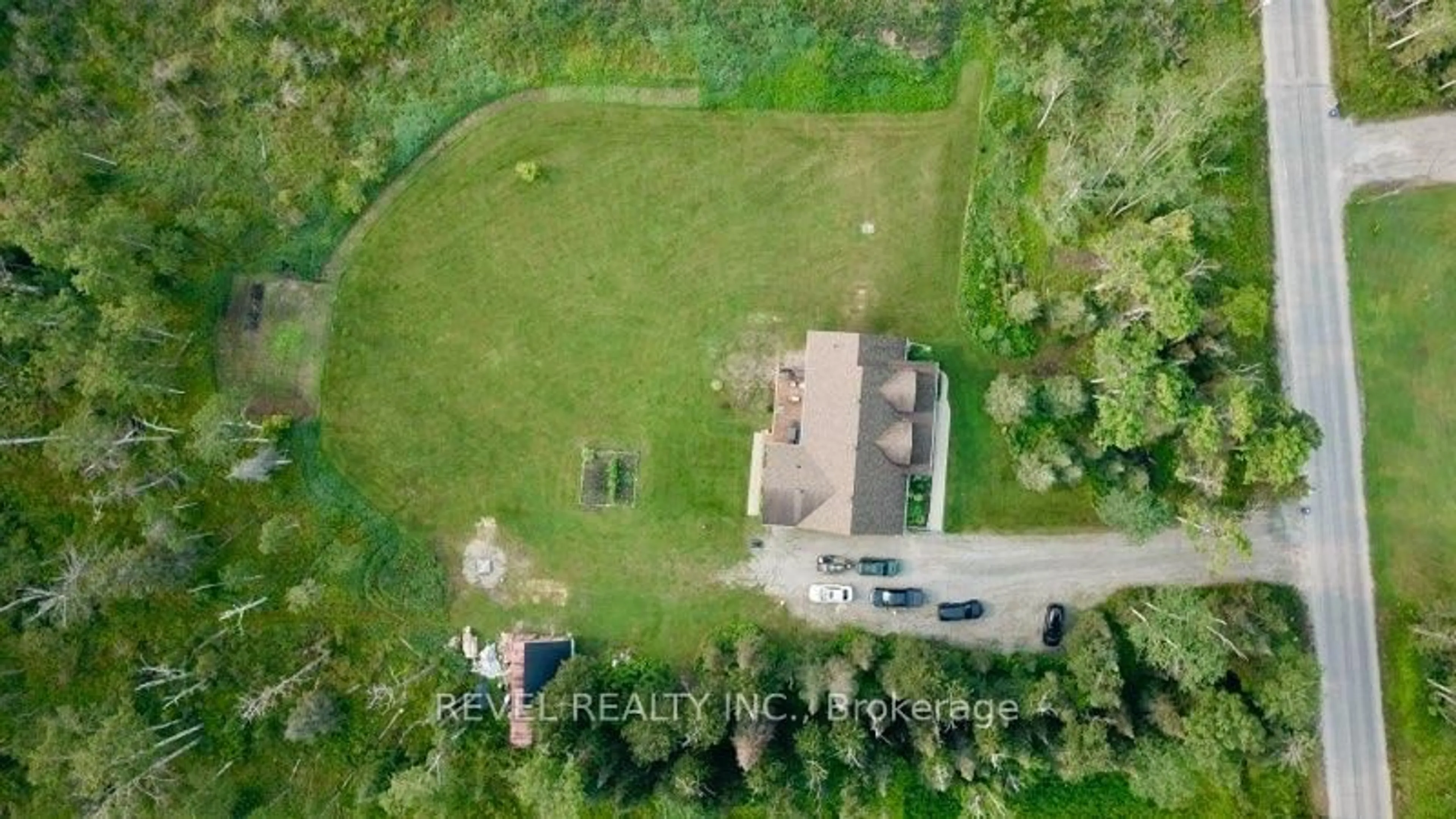 A pic from outside/outdoor area/front of a property/back of a property/a pic from drone, street for 170 Garden Rd, Timmins Ontario P4R 0B1