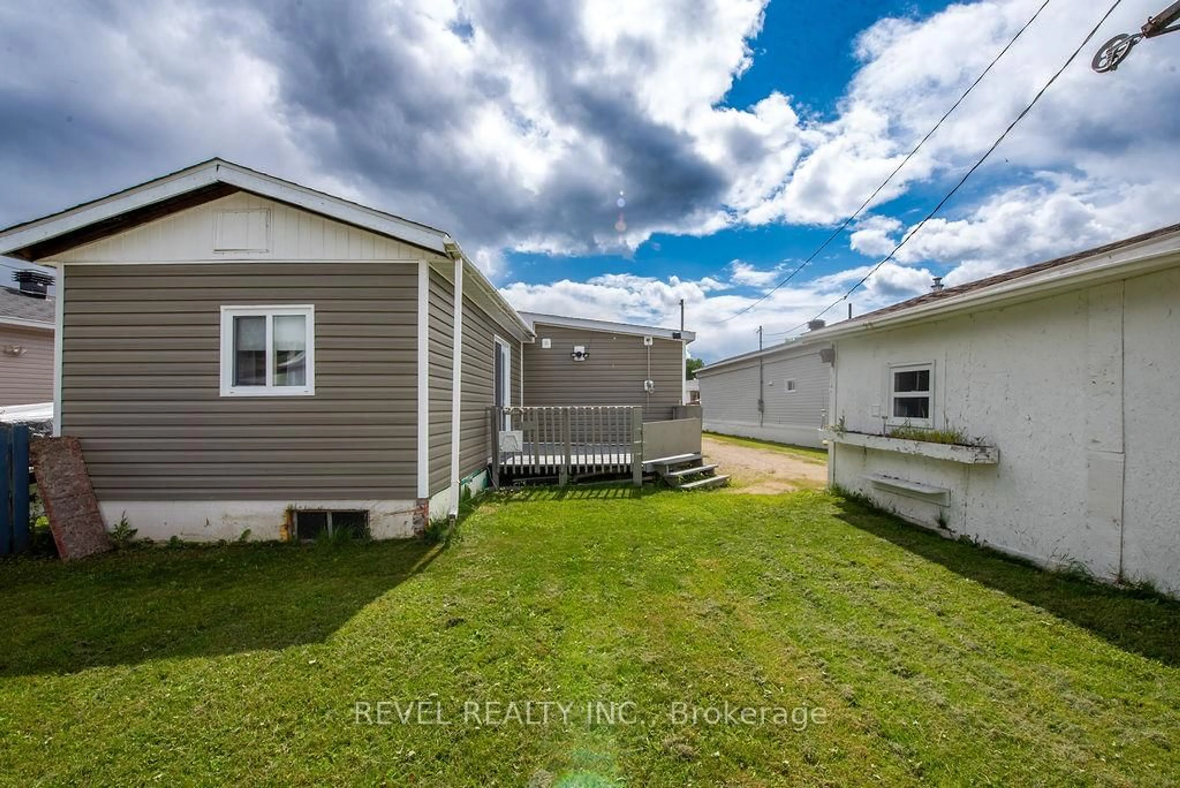 Unknown for 14 Michael Ave, Timmins Ontario P4N 0C8