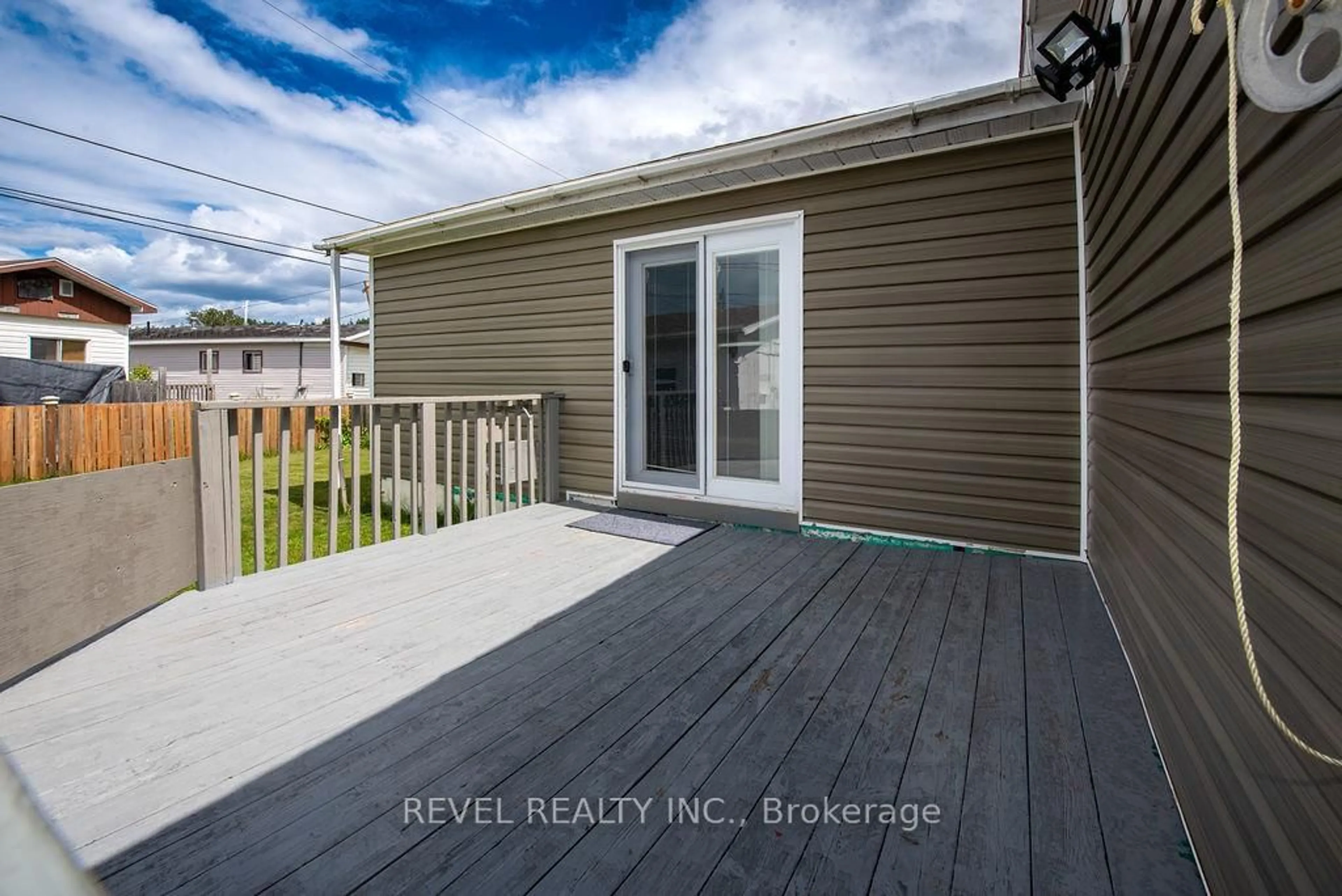 Home with vinyl exterior material, water/lake/river/ocean view for 14 Michael Ave, Timmins Ontario P4N 0C8
