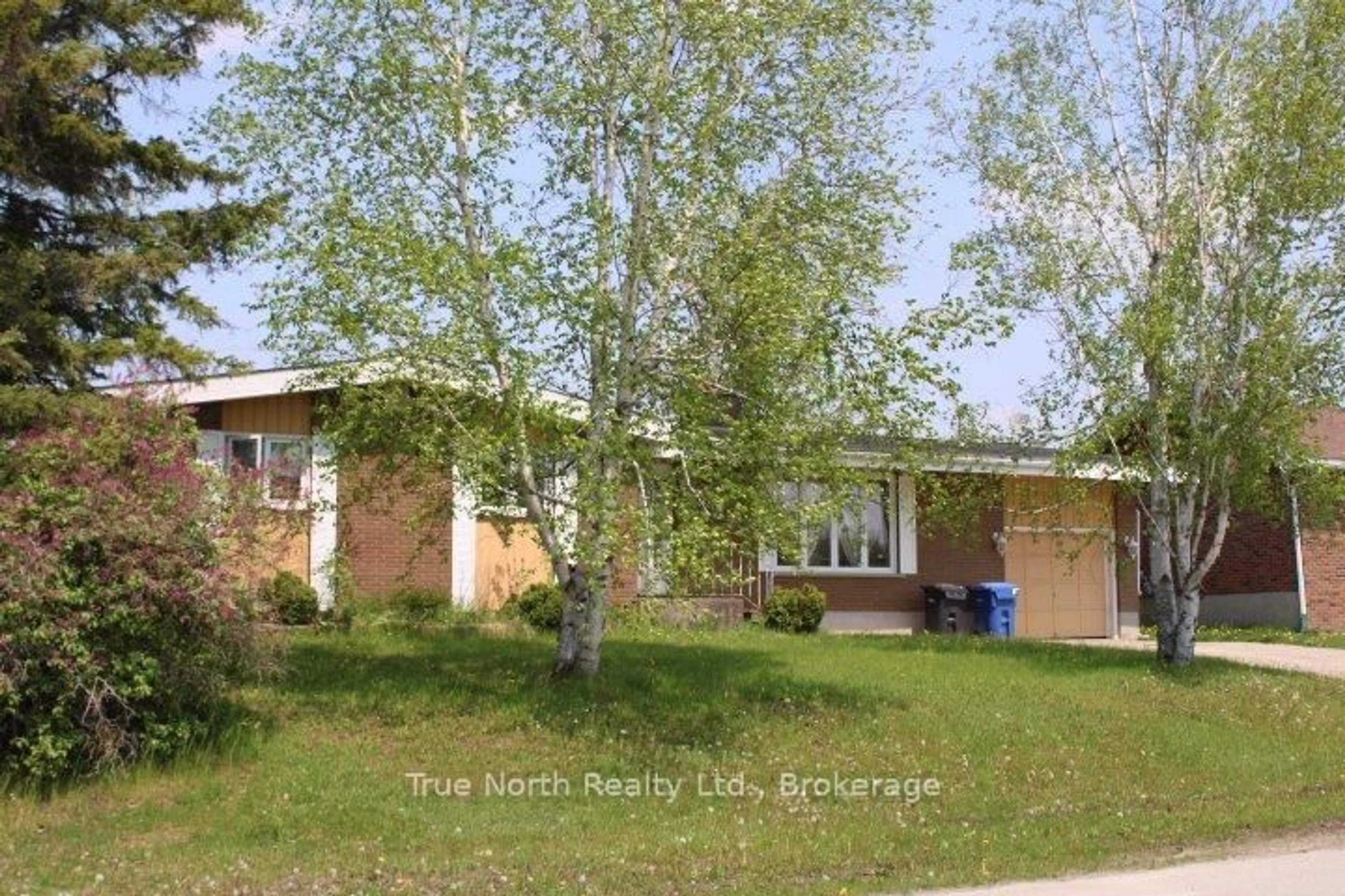 Unknown for 13 Kimberly Dr, Kapuskasing Ontario P5N 1L4