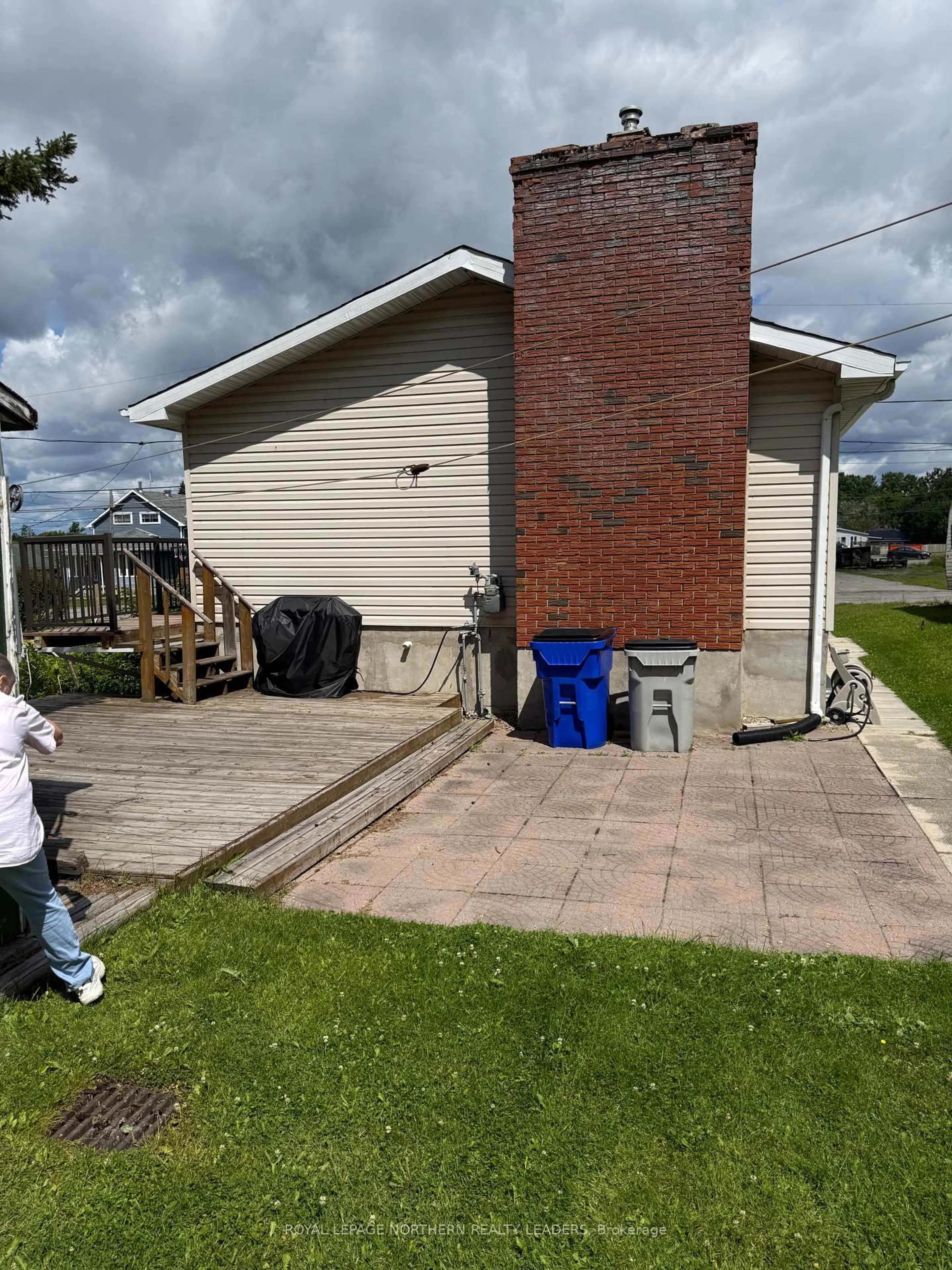 Unknown for 119 Dixon St, Timmins Ontario P0N 1C0