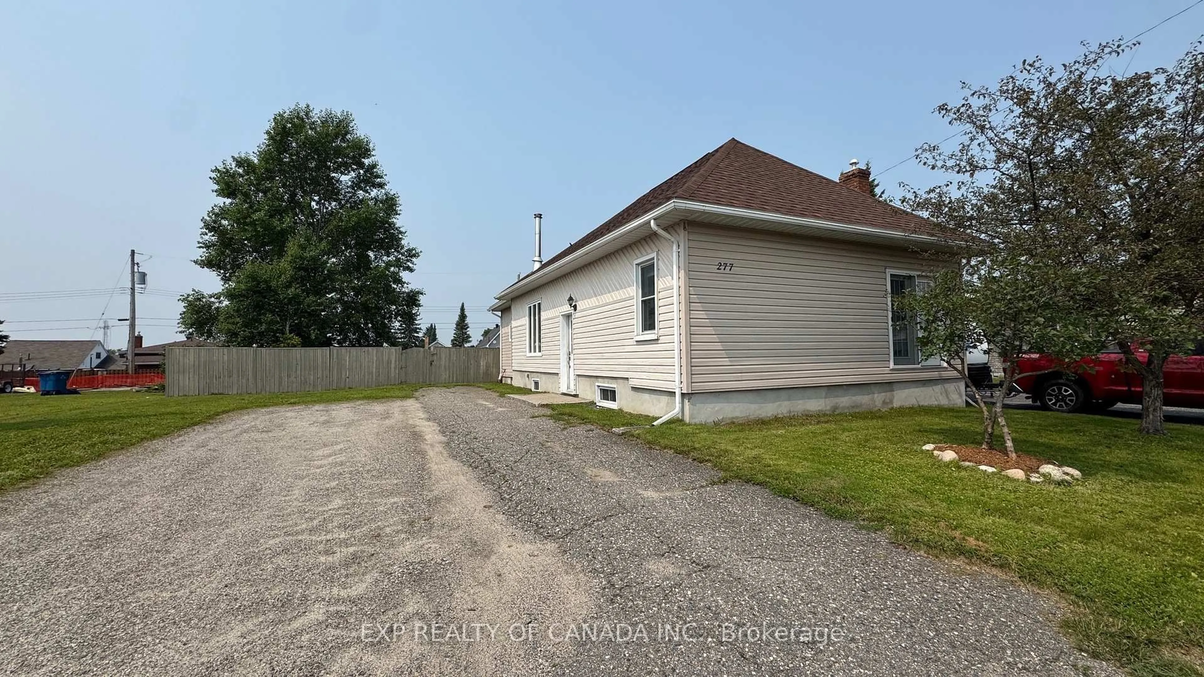 A pic from outside/outdoor area/front of a property/back of a property/a pic from drone, street for 277 Twelfth Ave, Cochrane Ontario P0L 1C0