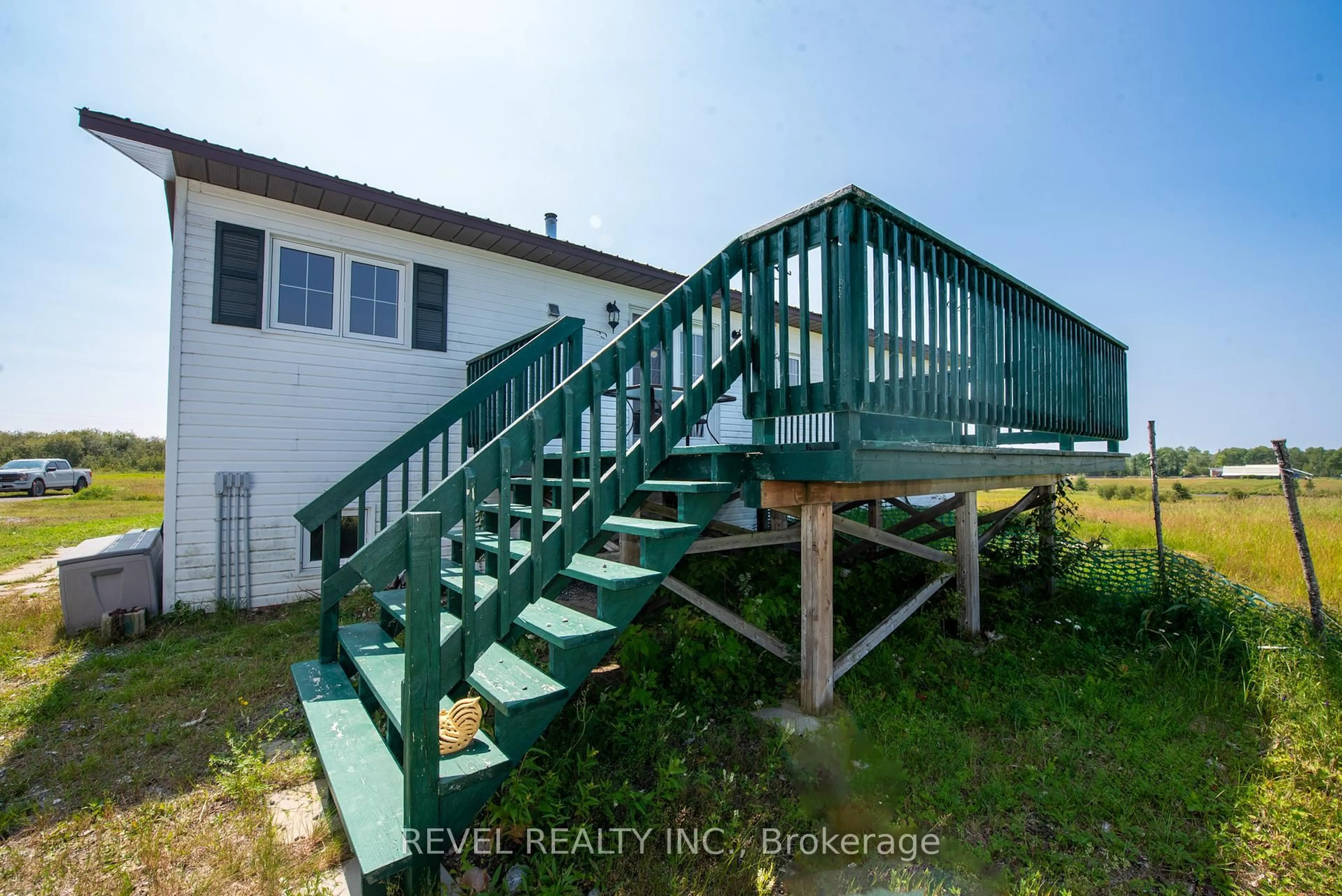 Stairs for 3070 Frederick House Lake Rd, Timmins Ontario P0N 1A0