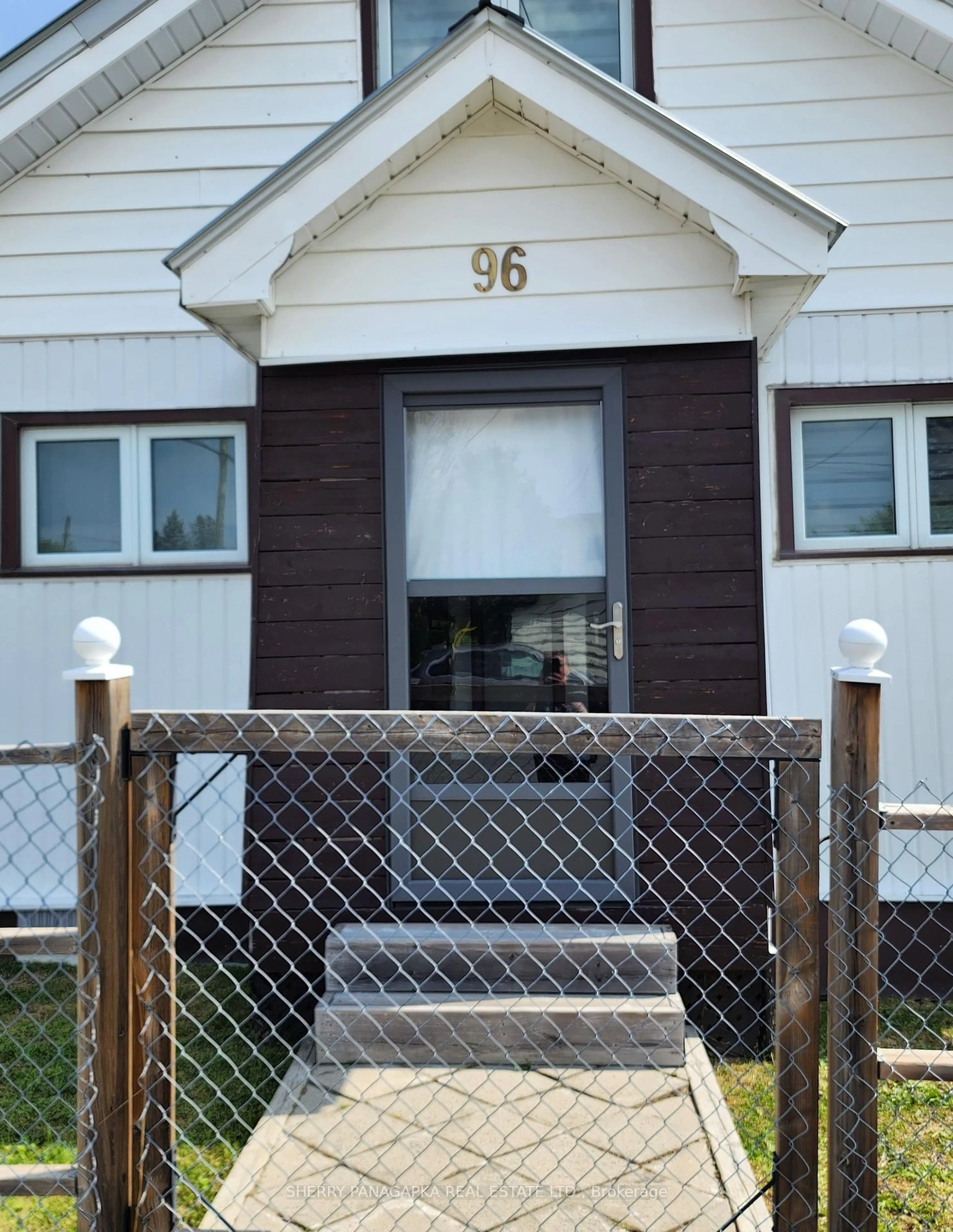 Unknown for 96 Pollock St, Kirkland Lake Ontario P2N 1Y9