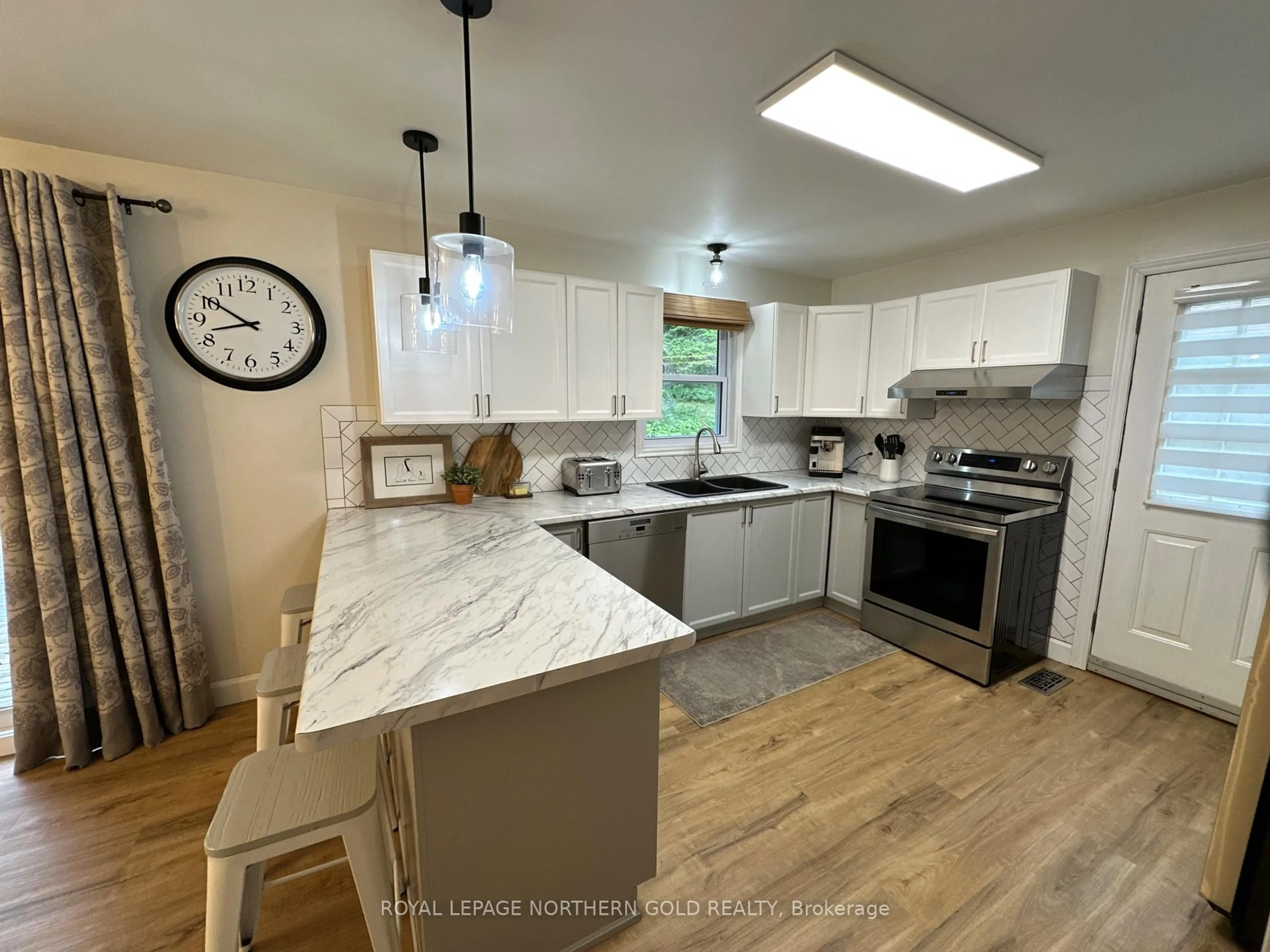 Open concept kitchen, unknown for 38 HARVEY Dr, Kirkland Lake Ontario P2N 3M6
