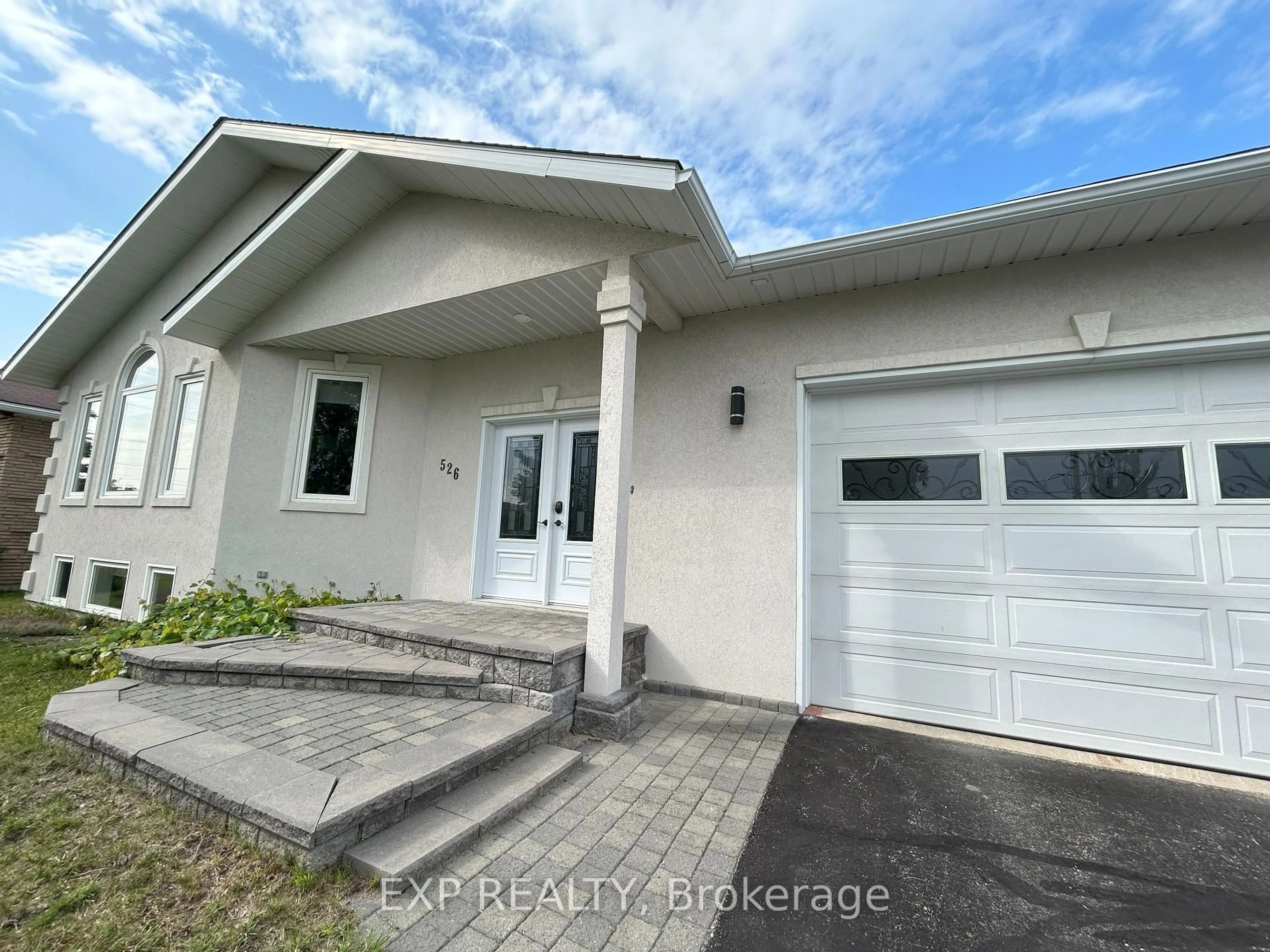 Unknown for 526 Veilleux St, Hearst Ontario P0L 1N0