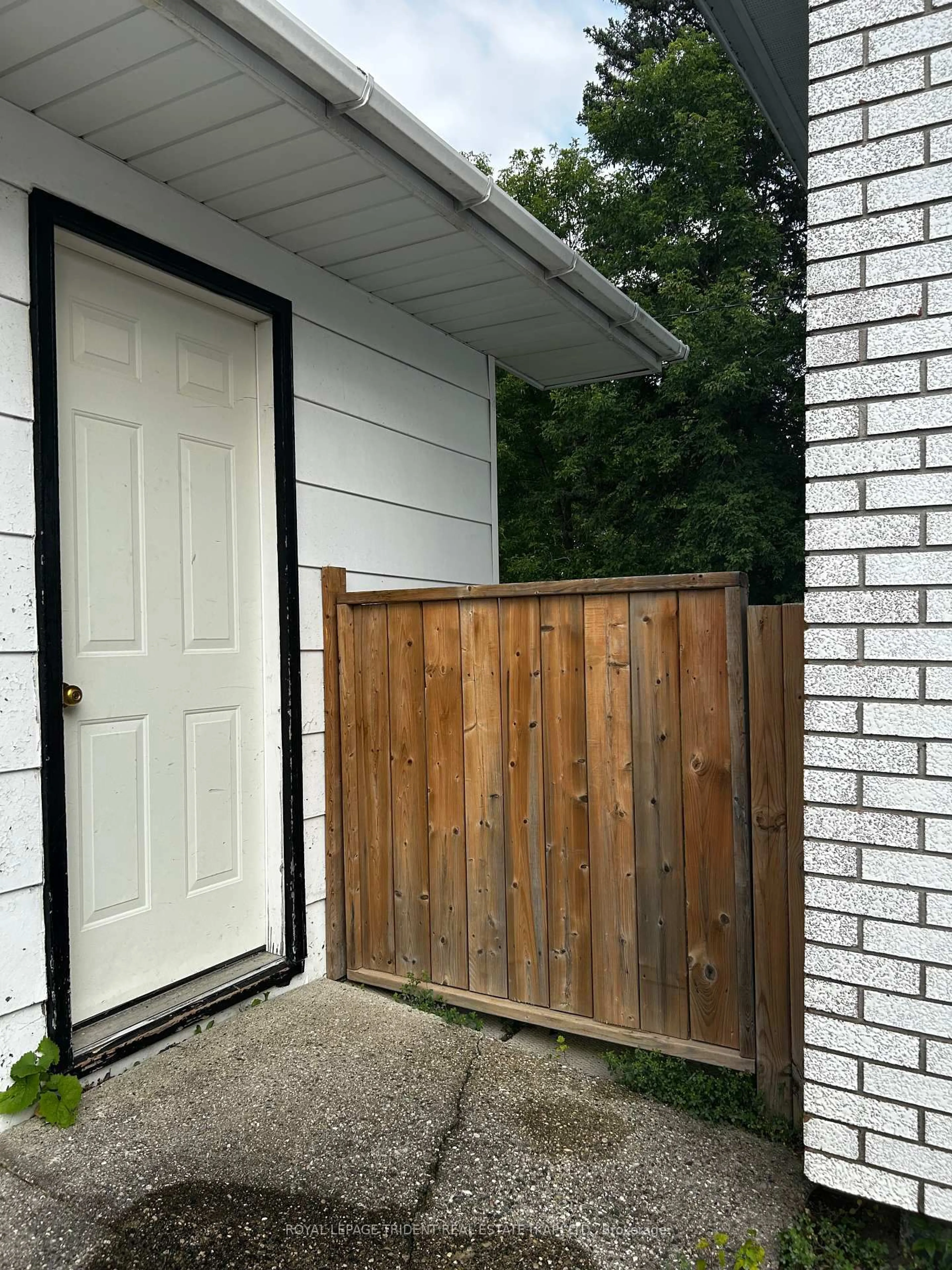 Unknown for 14 Niagara St, Kapuskasing Ontario P5N 2B8