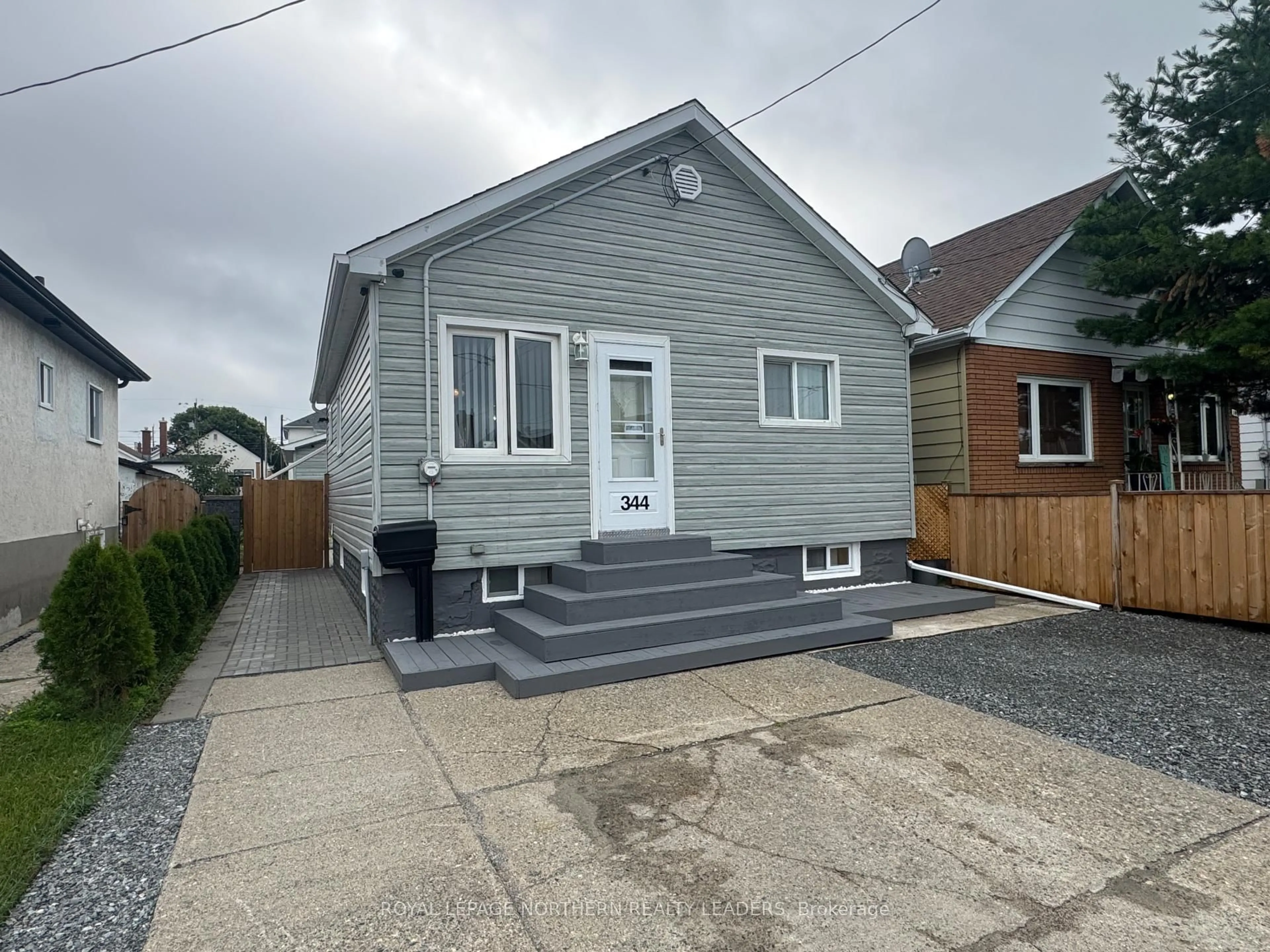 Home with vinyl exterior material, street for 344 Birch St, Timmins Ontario P4N 2B6