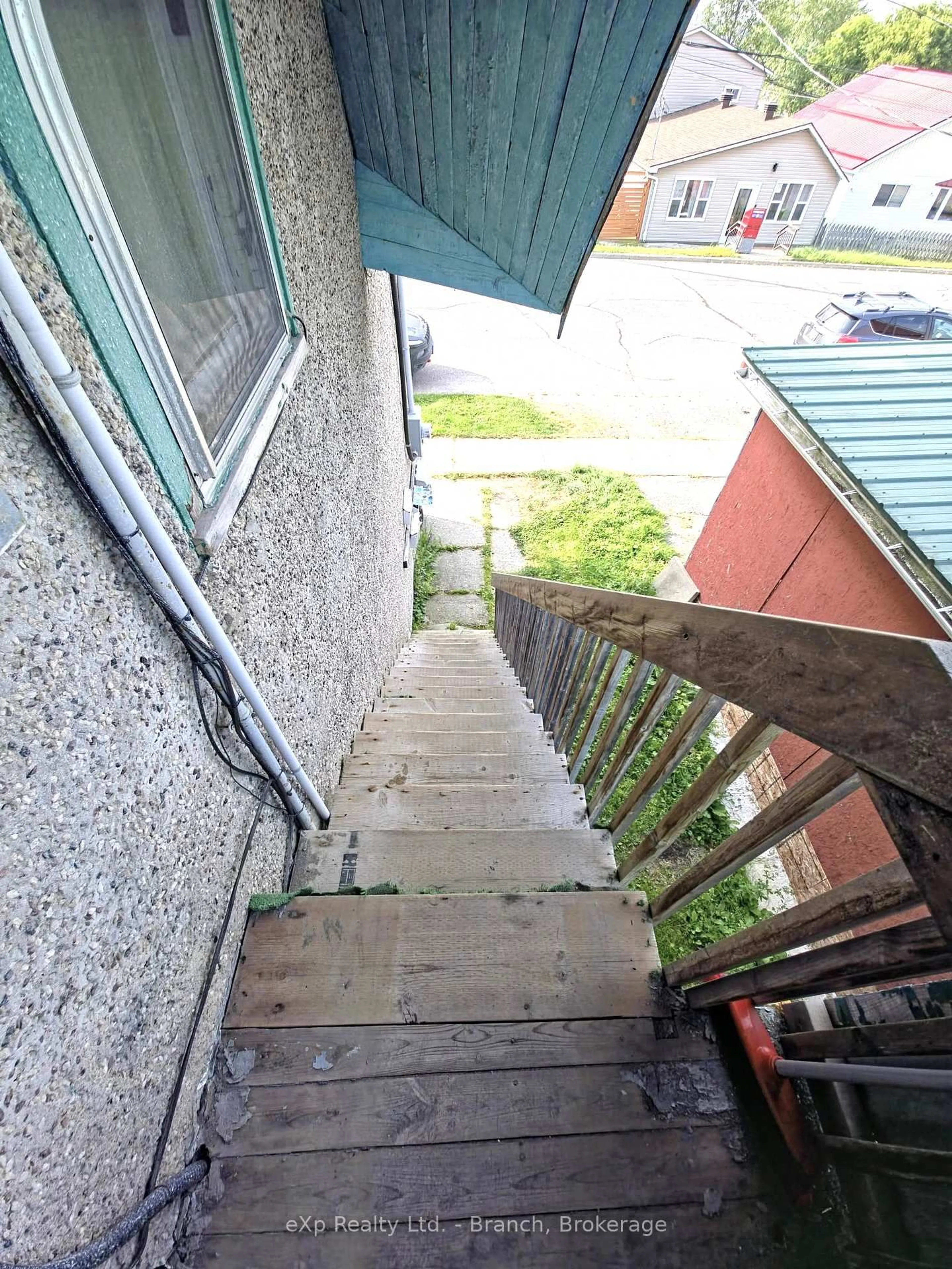 Stairs for 71 Second St, Kirkland Lake Ontario P2N 1R6
