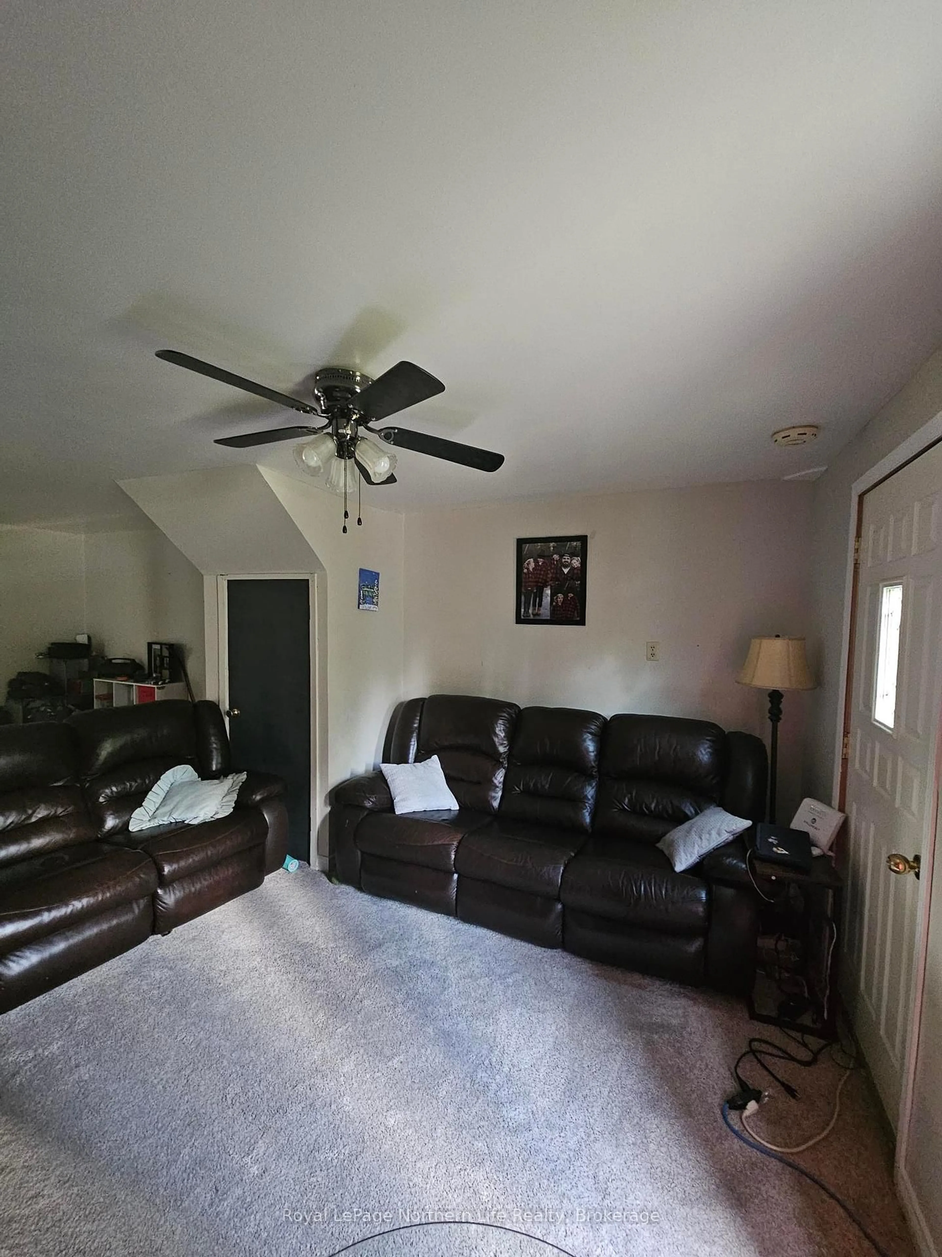 A pic of a room for 53 Empire St, Timiskaming Ontario P0J 1N0