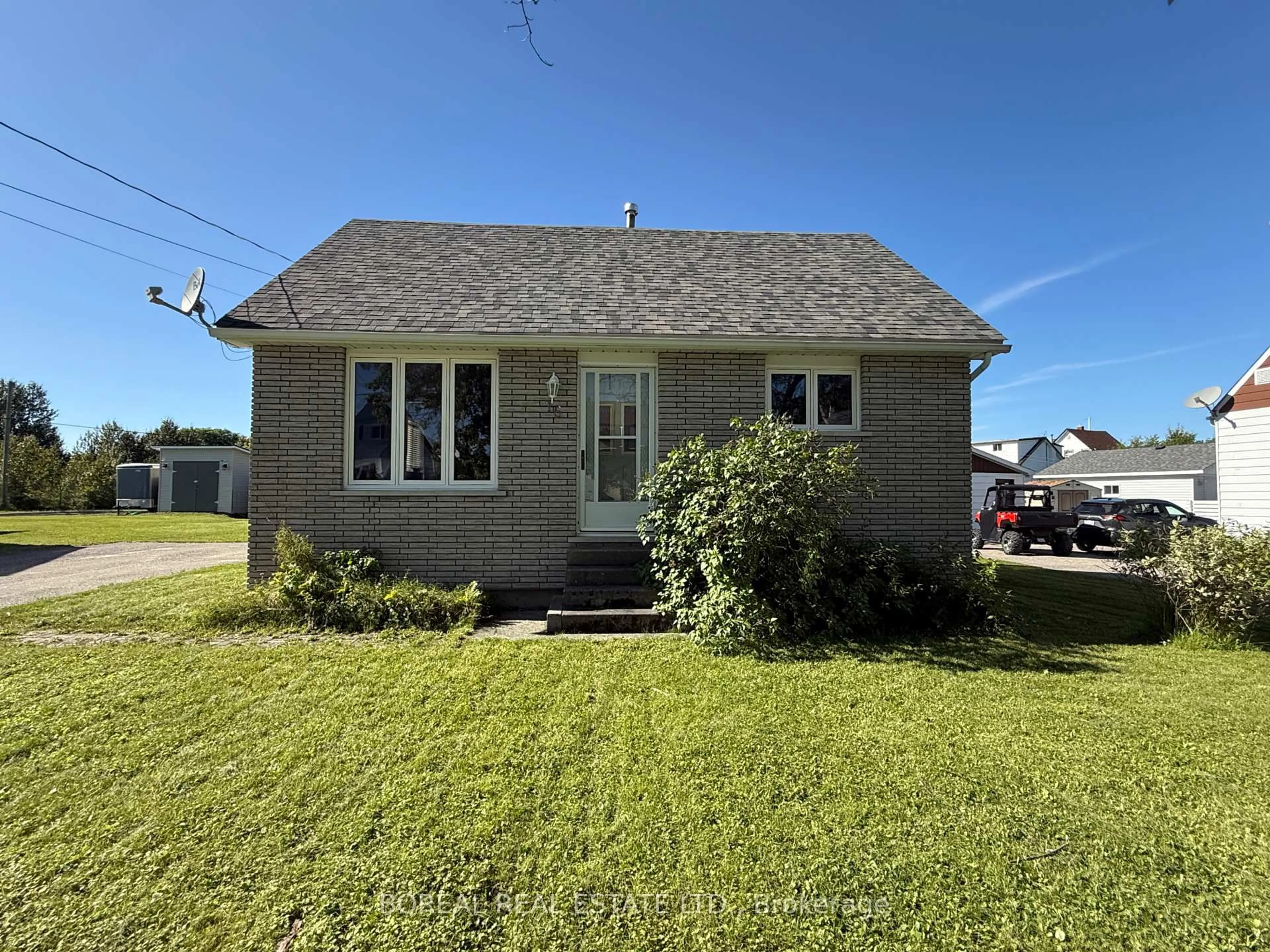 A pic from outside/outdoor area/front of a property/back of a property/a pic from drone, street for 16 Sixth St, Smooth Rock Falls Ontario P0L 2B0