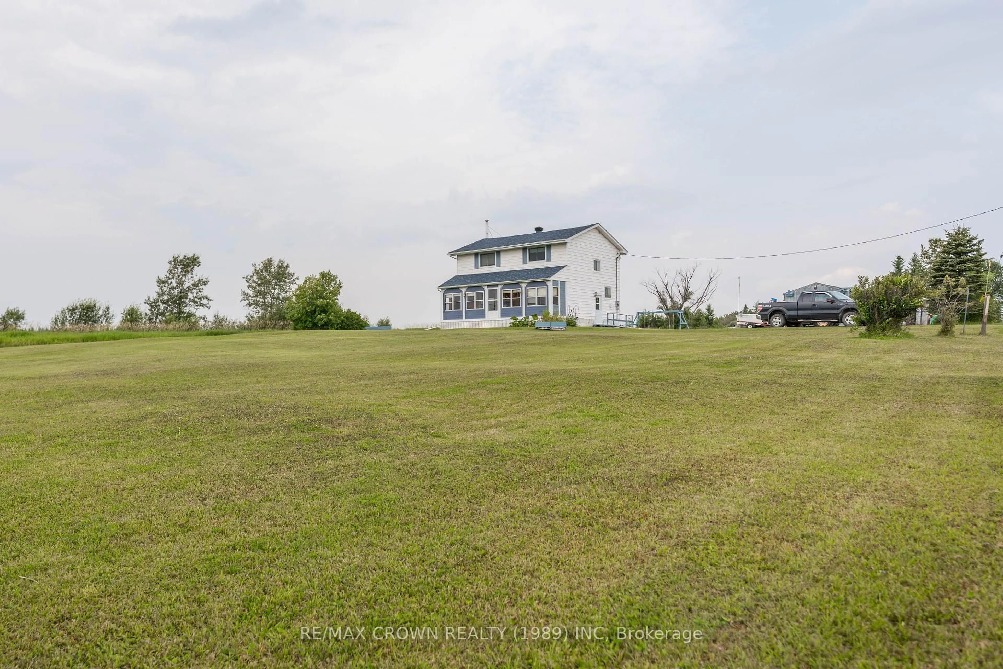 A pic from outside/outdoor area/front of a property/back of a property/a pic from drone, water/lake/river/ocean view for PCL 12518 Con 1 Veilleux Rd #Kitigan, Kapuskasing Ontario P5N 2X7