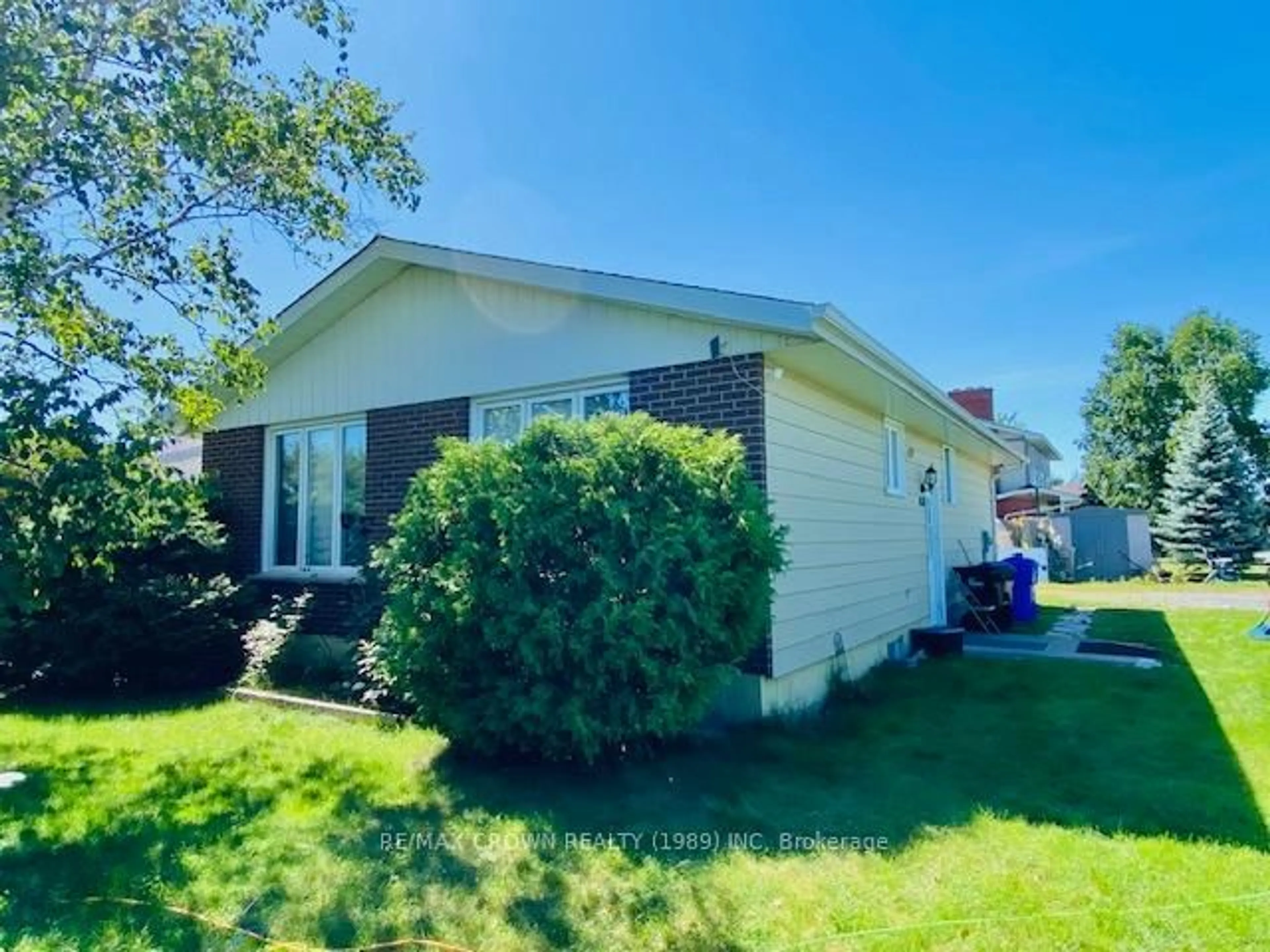 Unknown for 1531 AUBIN St, Hearst Ontario P0L 1N0