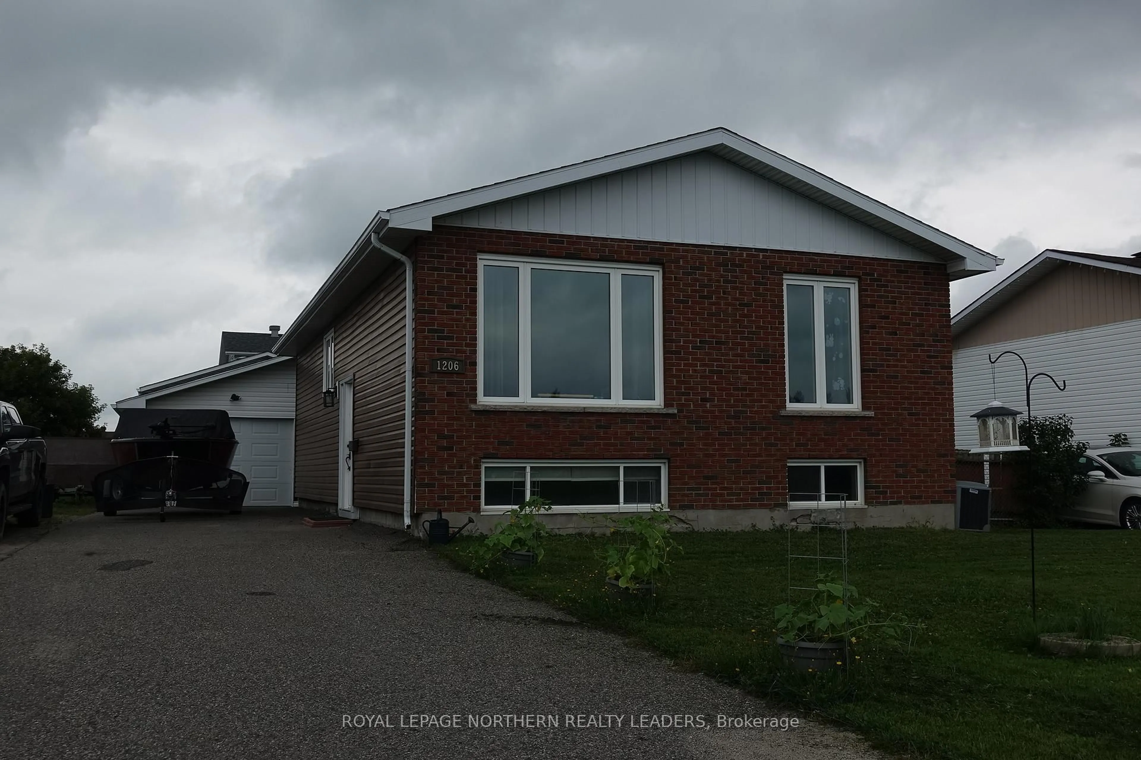 Unknown for 1206 Gatineau Blvd, Timmins Ontario P4R 1E3