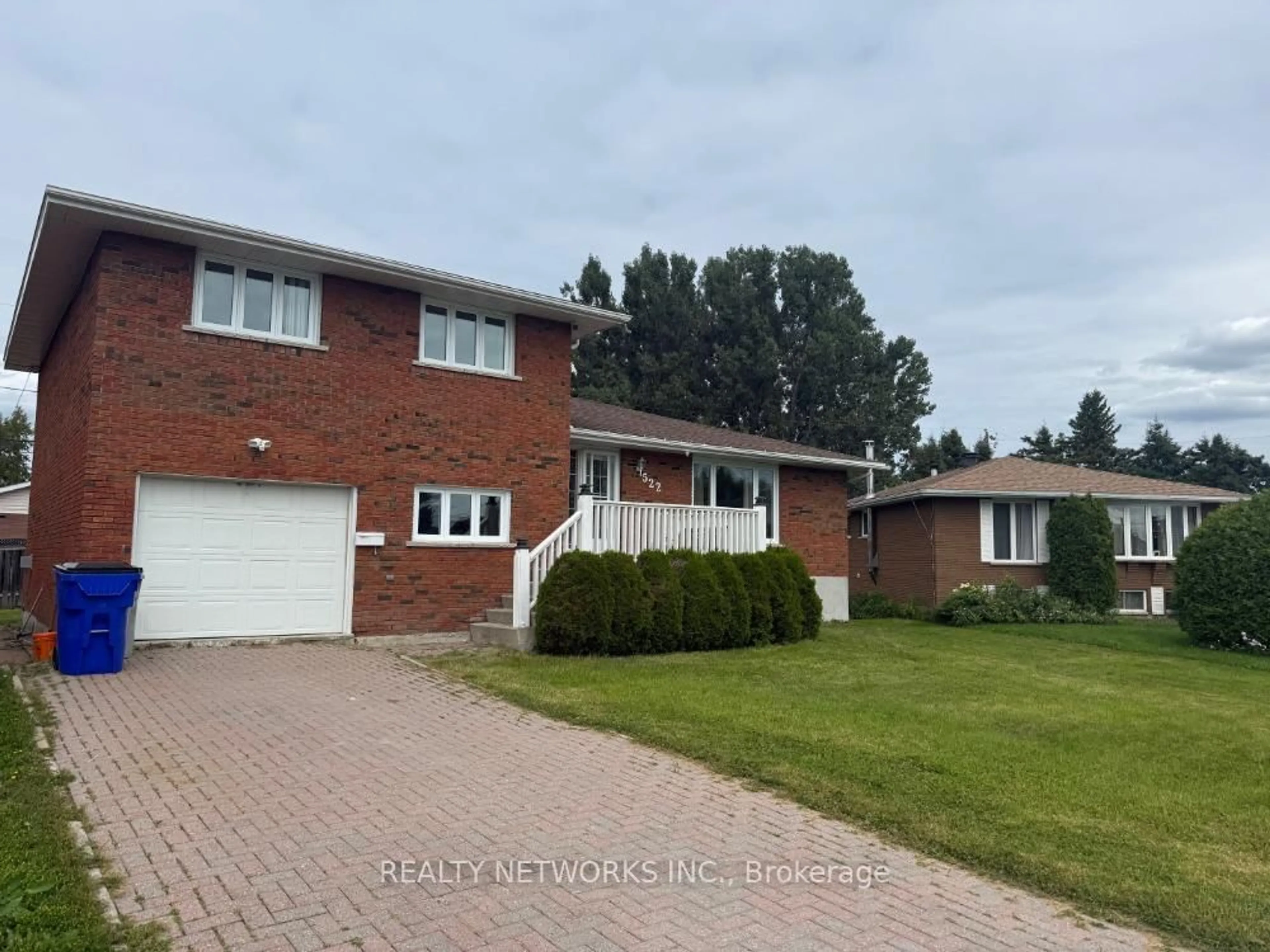 A pic from outside/outdoor area/front of a property/back of a property/a pic from drone, street for 522 Spooner Dr, Timmins Ontario P4N 4R5