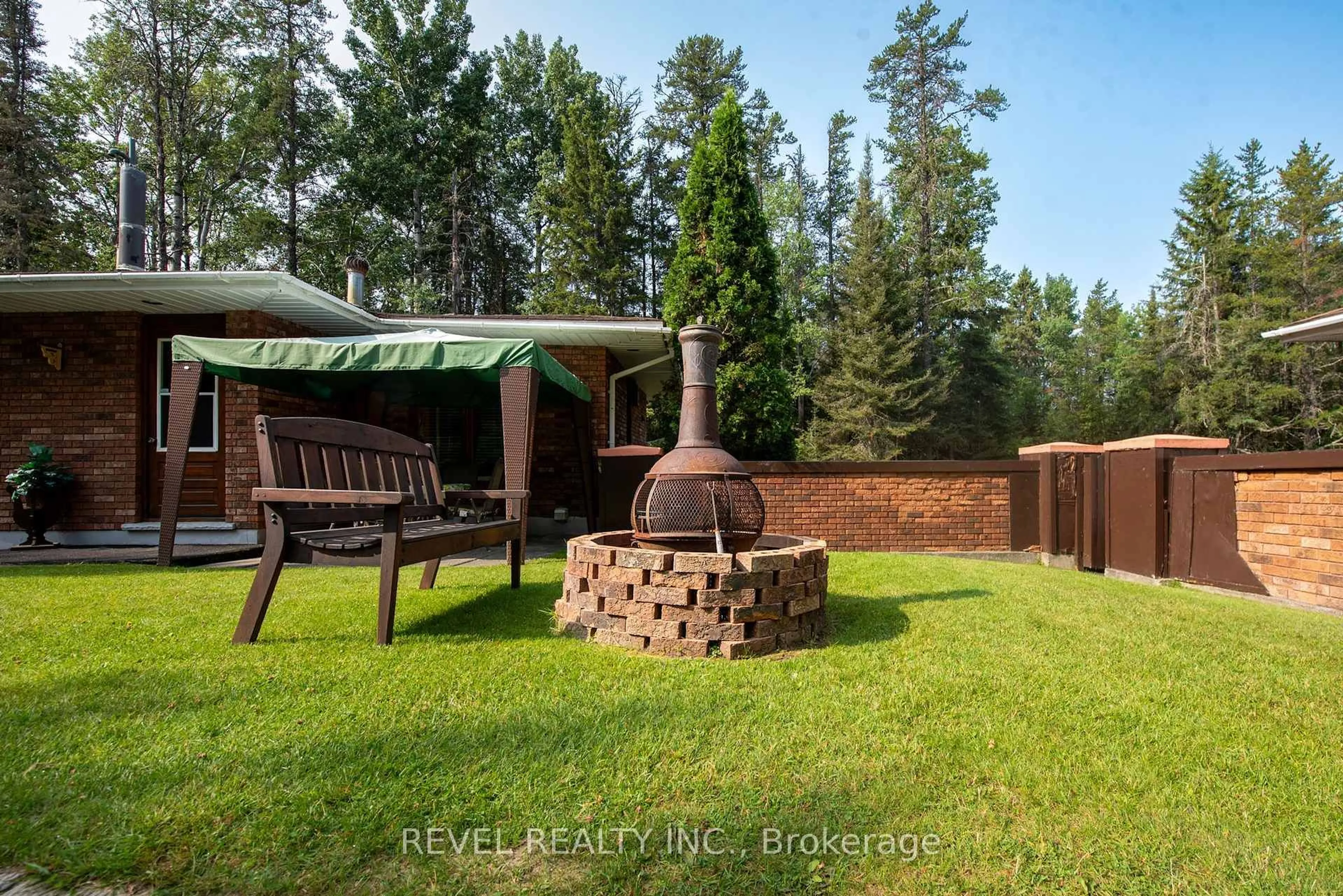Patio, forest/trees view for 1040 Goldmine Rd, Timmins Ontario P4N 7C2