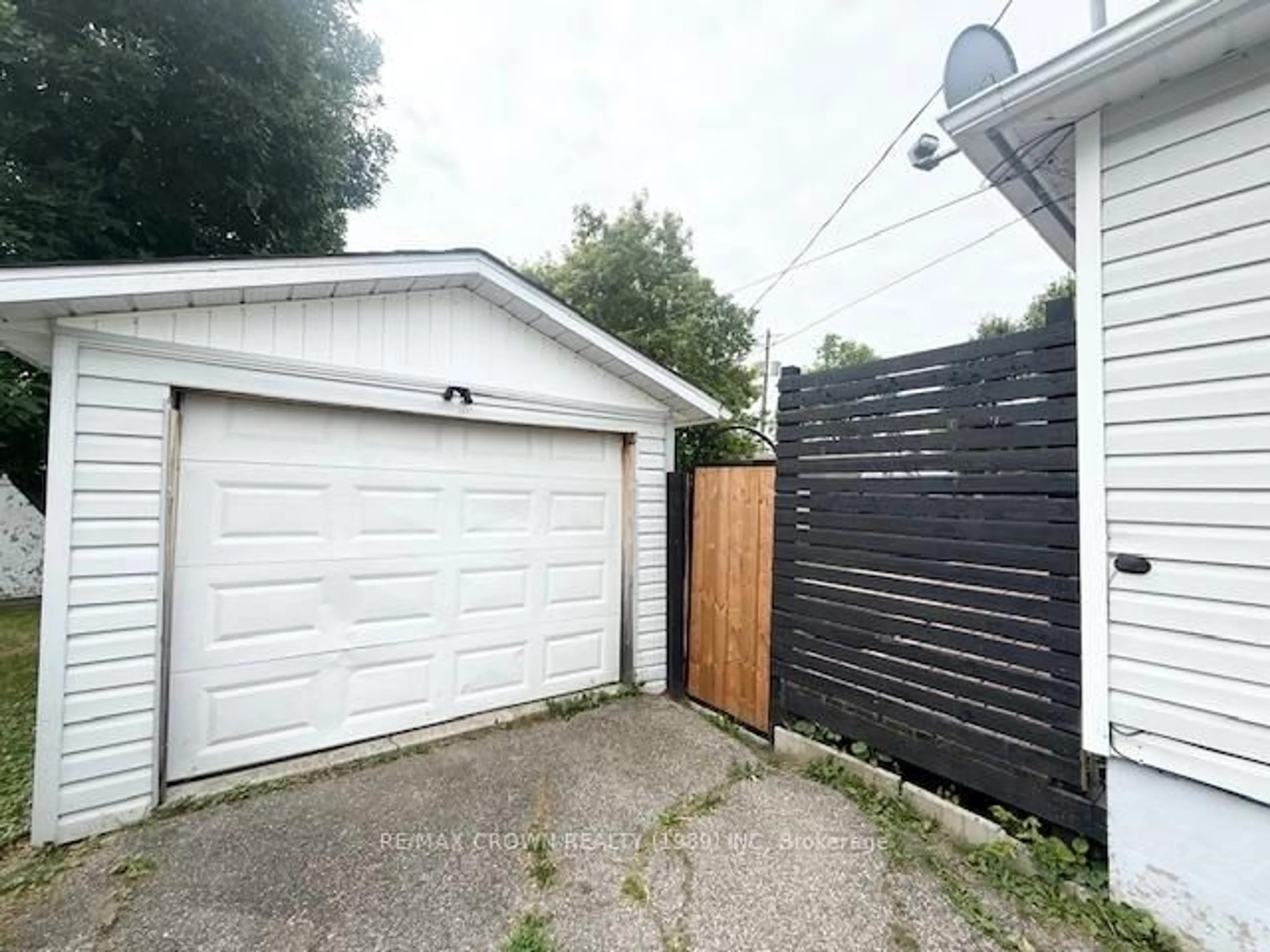 Shed for 38 Egerton St, Kapuskasing Ontario P5N 1J3