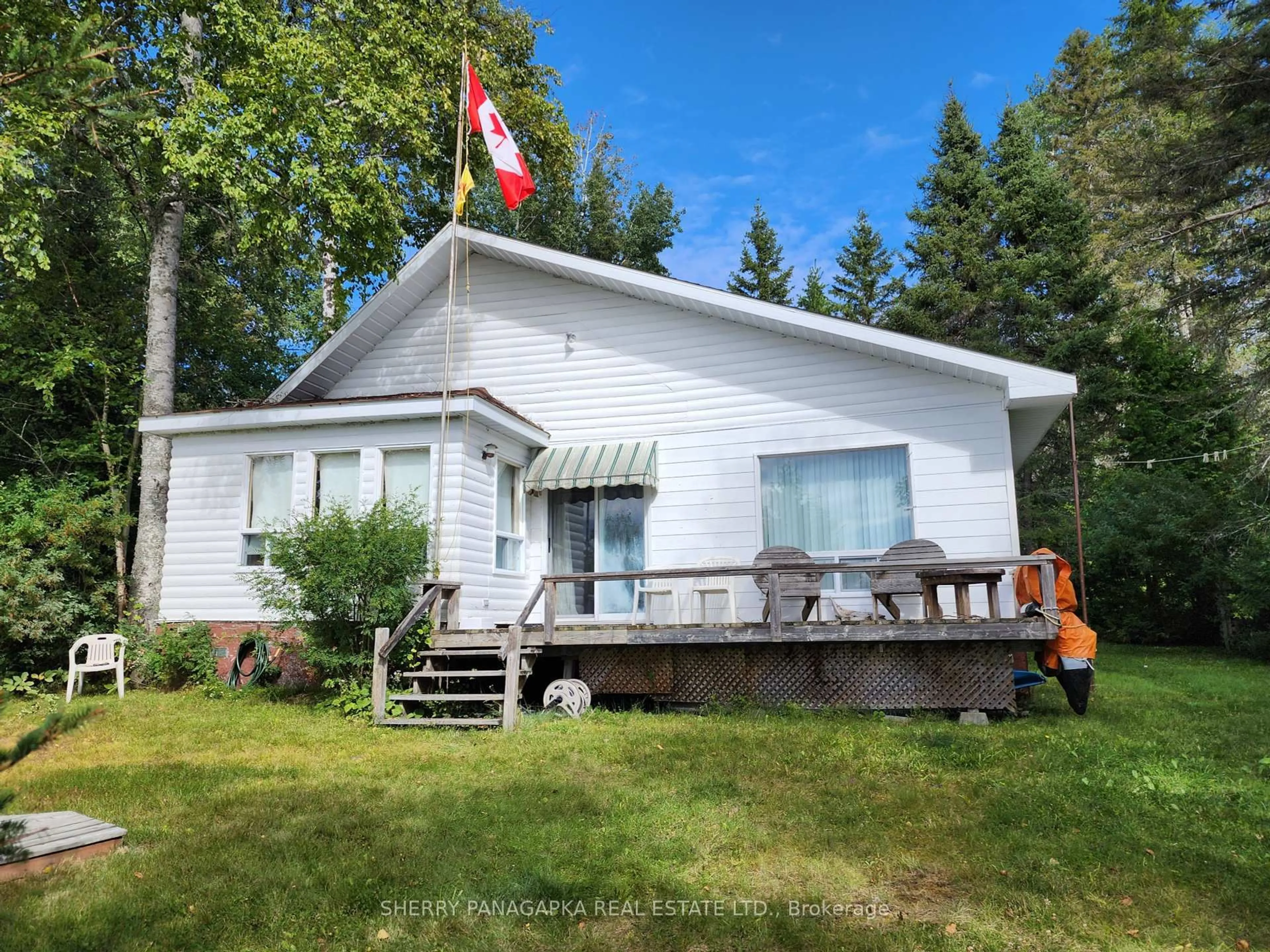 A pic from outside/outdoor area/front of a property/back of a property/a pic from drone, unknown for 104 & 108 Fennah Rd, Kirkland Lake Ontario P0K 1T0