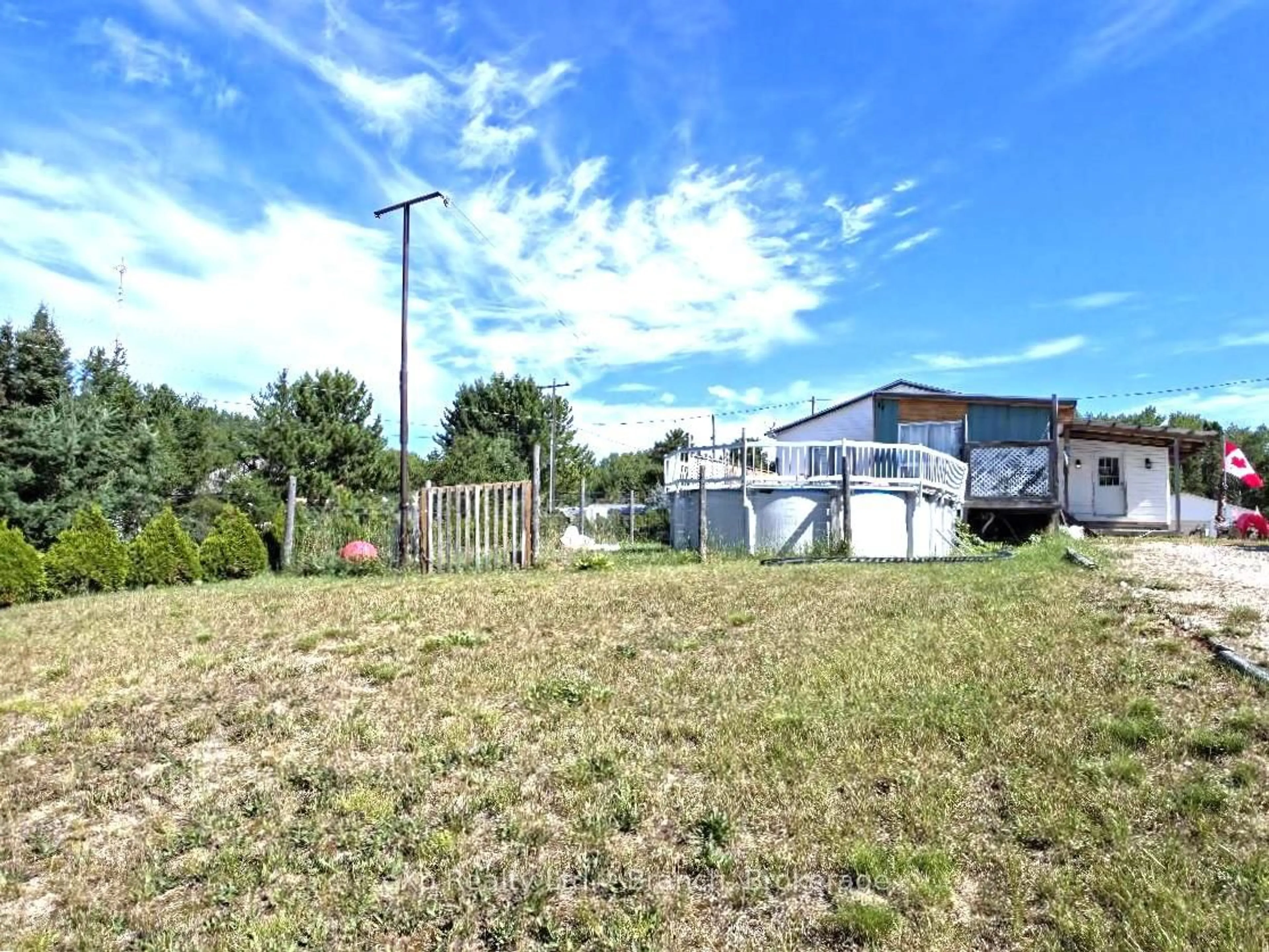 A pic from outside/outdoor area/front of a property/back of a property/a pic from drone, unknown for 141 Arthur St, Sudbury Remote Area Ontario P0M 1C0