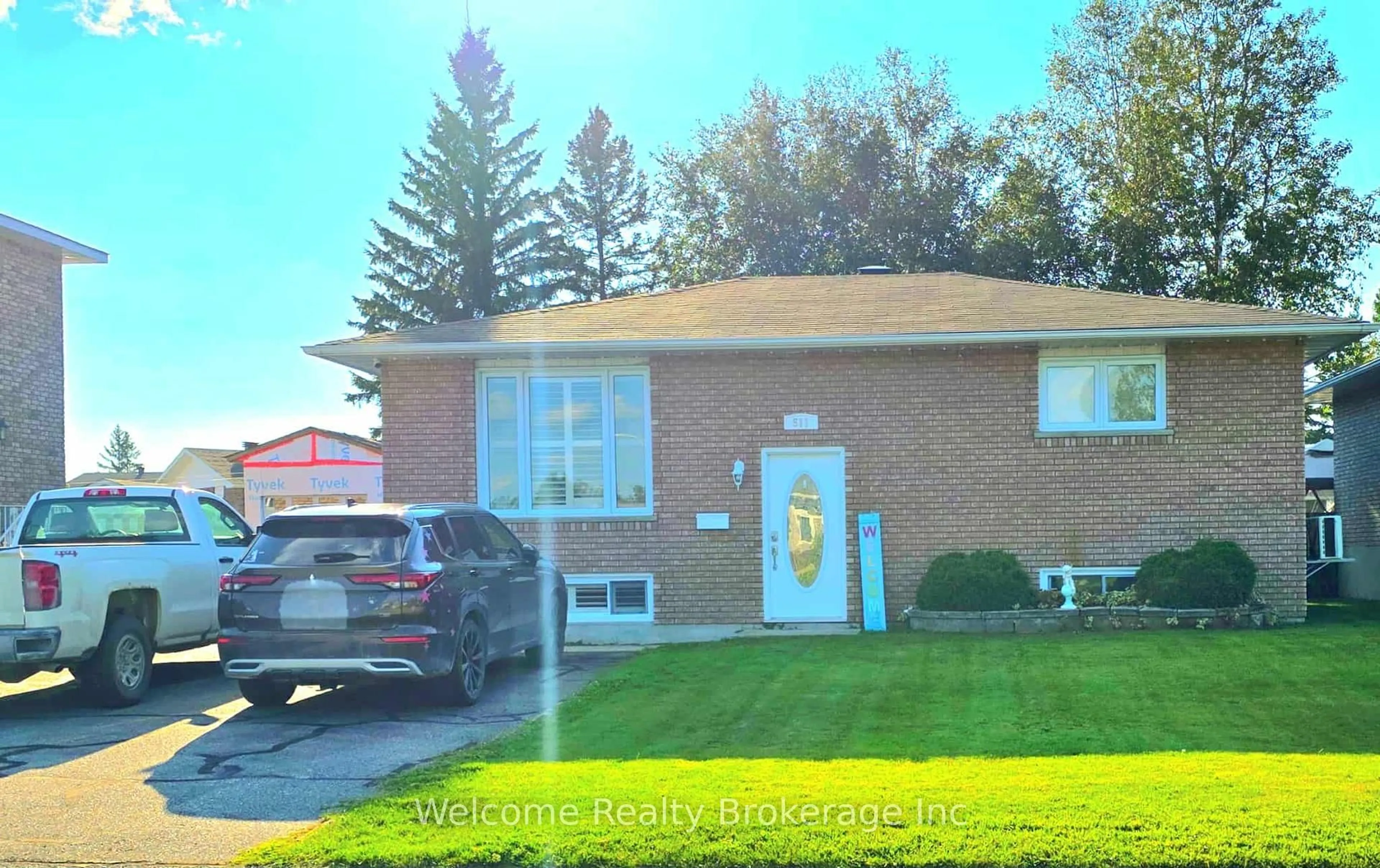 Home with brick exterior material, street for 511 Lynwood Dr, Timmins Ontario P4N 8J8