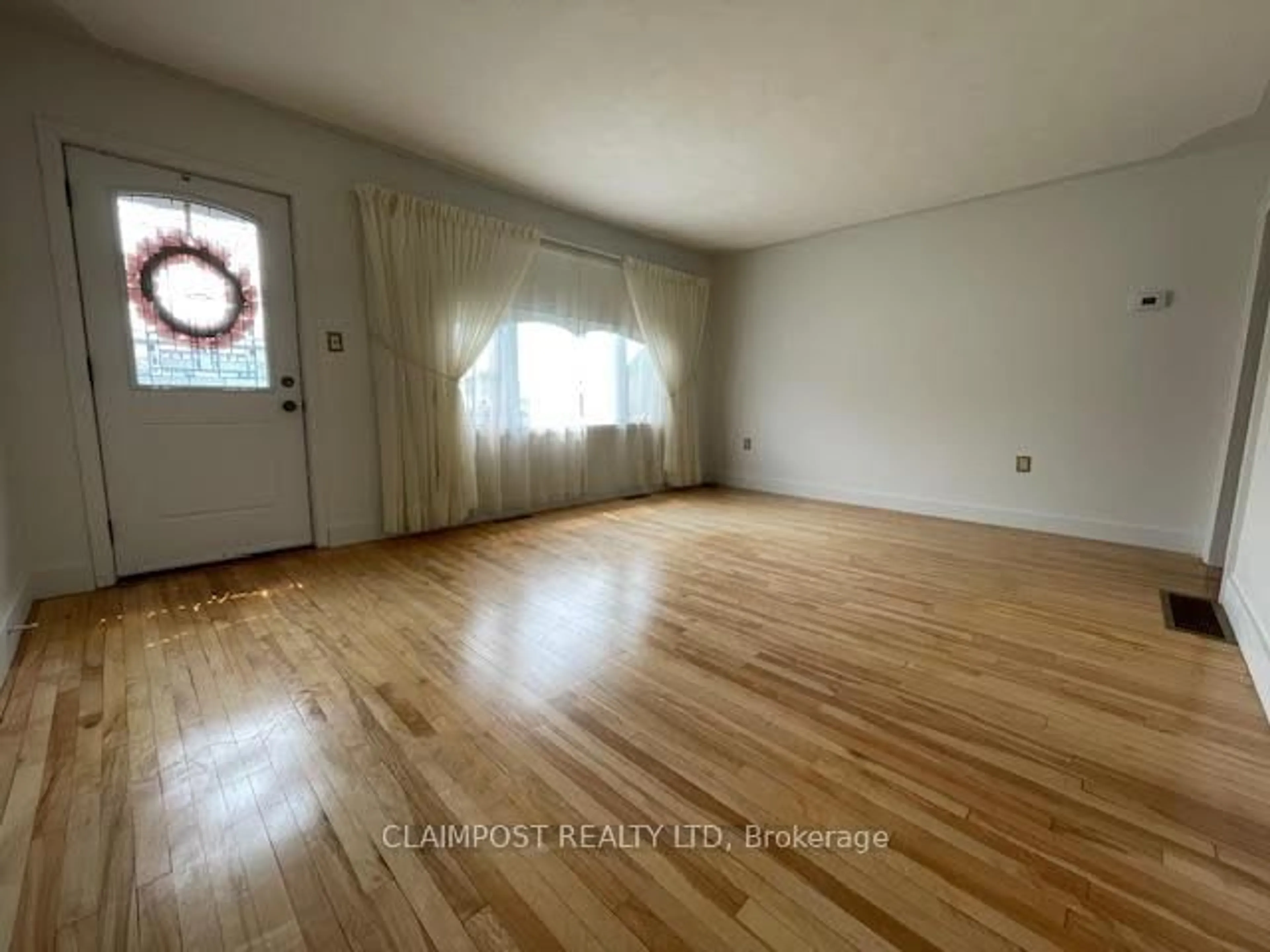 A pic of a room for 140 Cody St, Timmins Ontario P4N 3J7