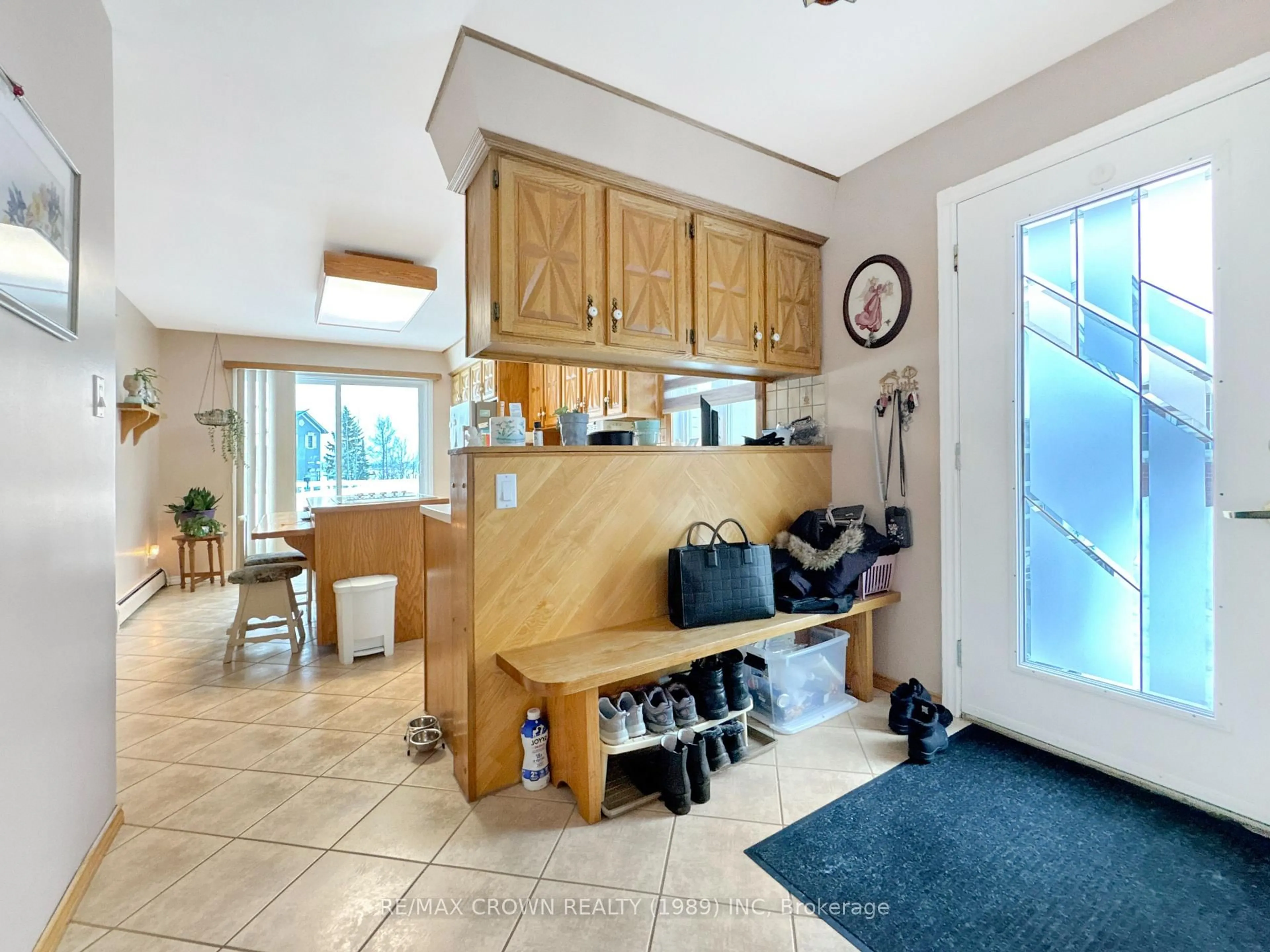 Unknown for 1501 West St, Hearst Ontario P0L 1N0