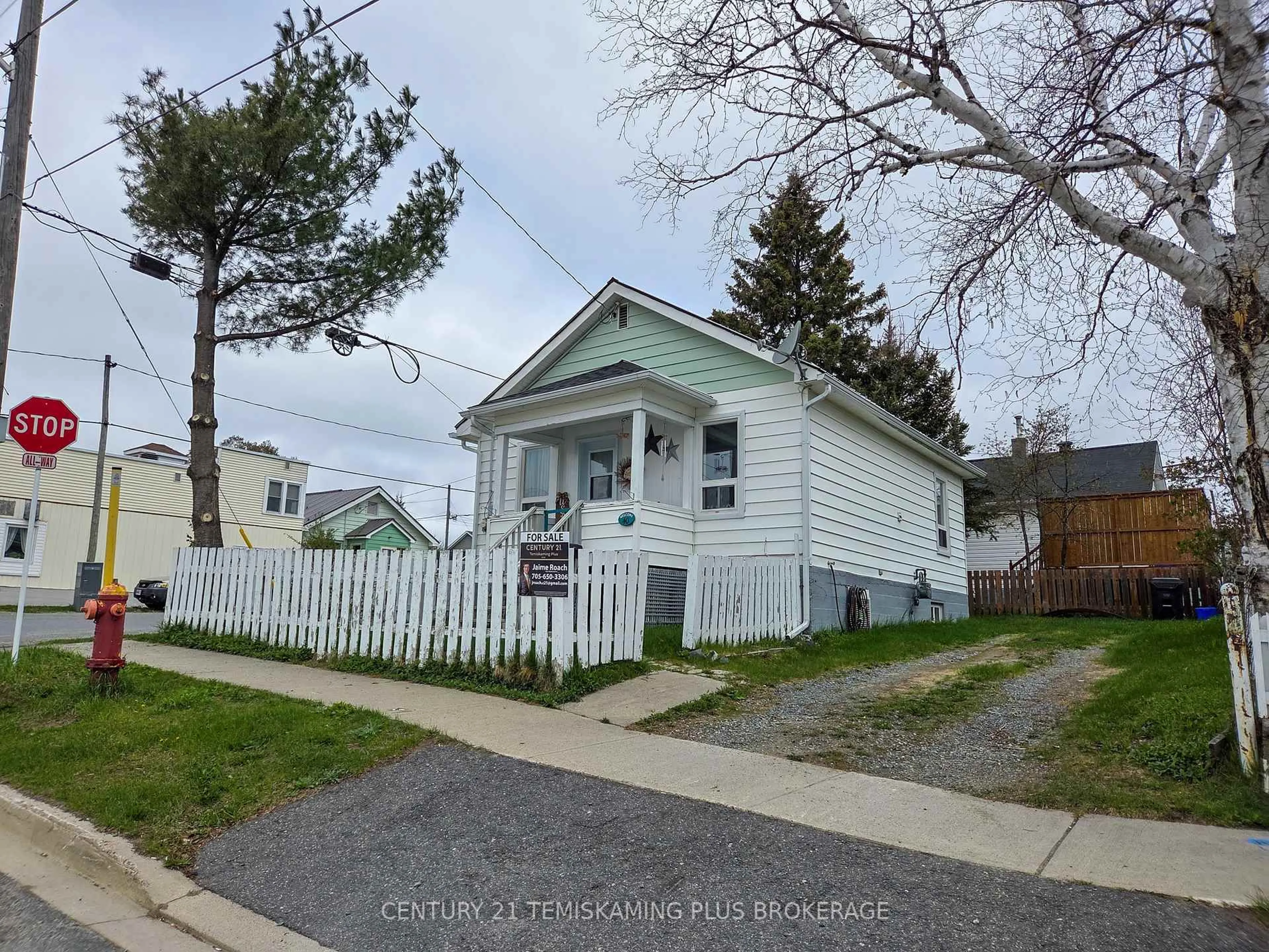 Unknown for 40 Taylor Ave, Kirkland Lake Ontario P2N 2L1