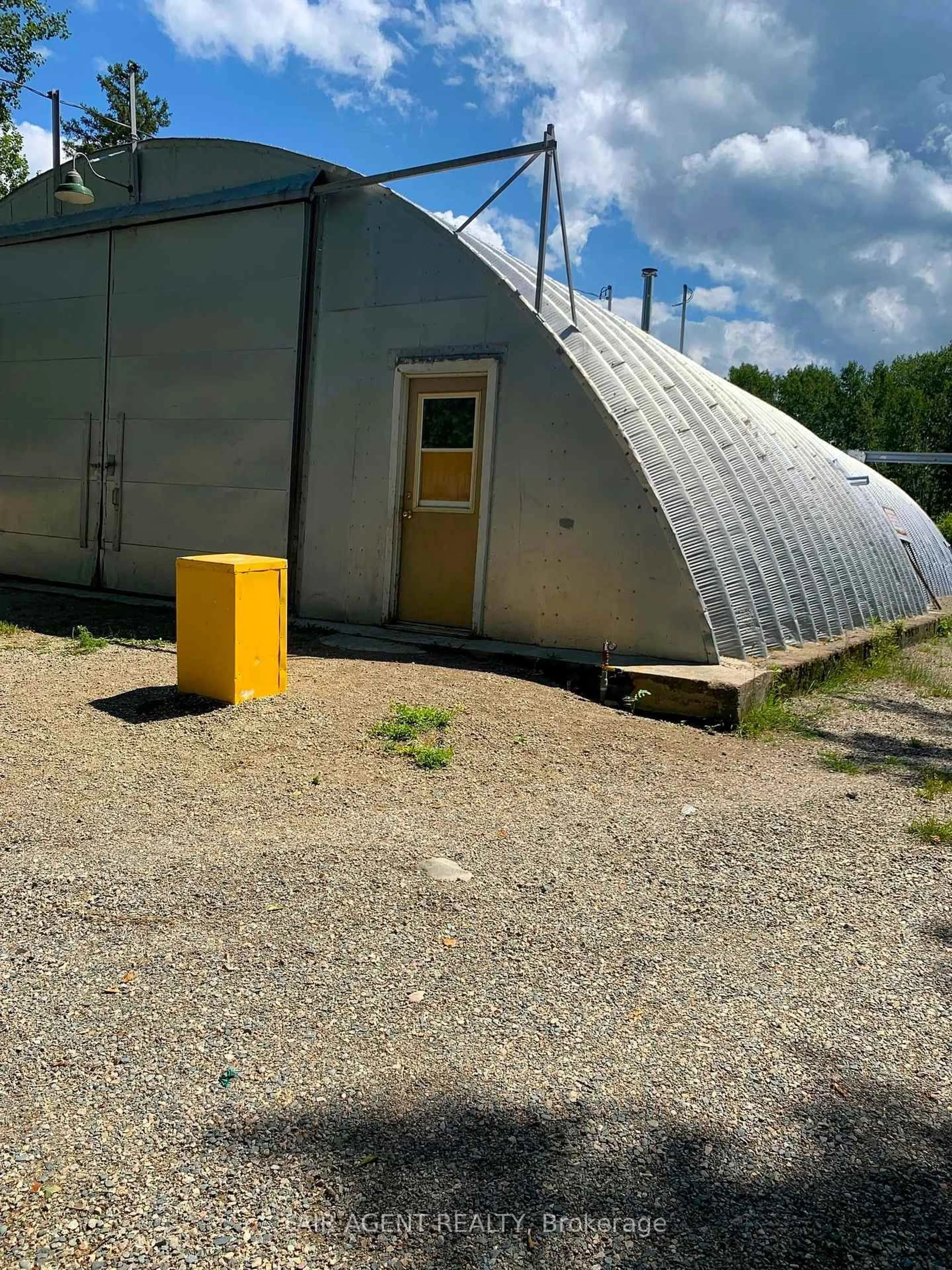 Shed for 975140 Silver Centre Rd, Temiskaming Shores Ontario P0J 1R0