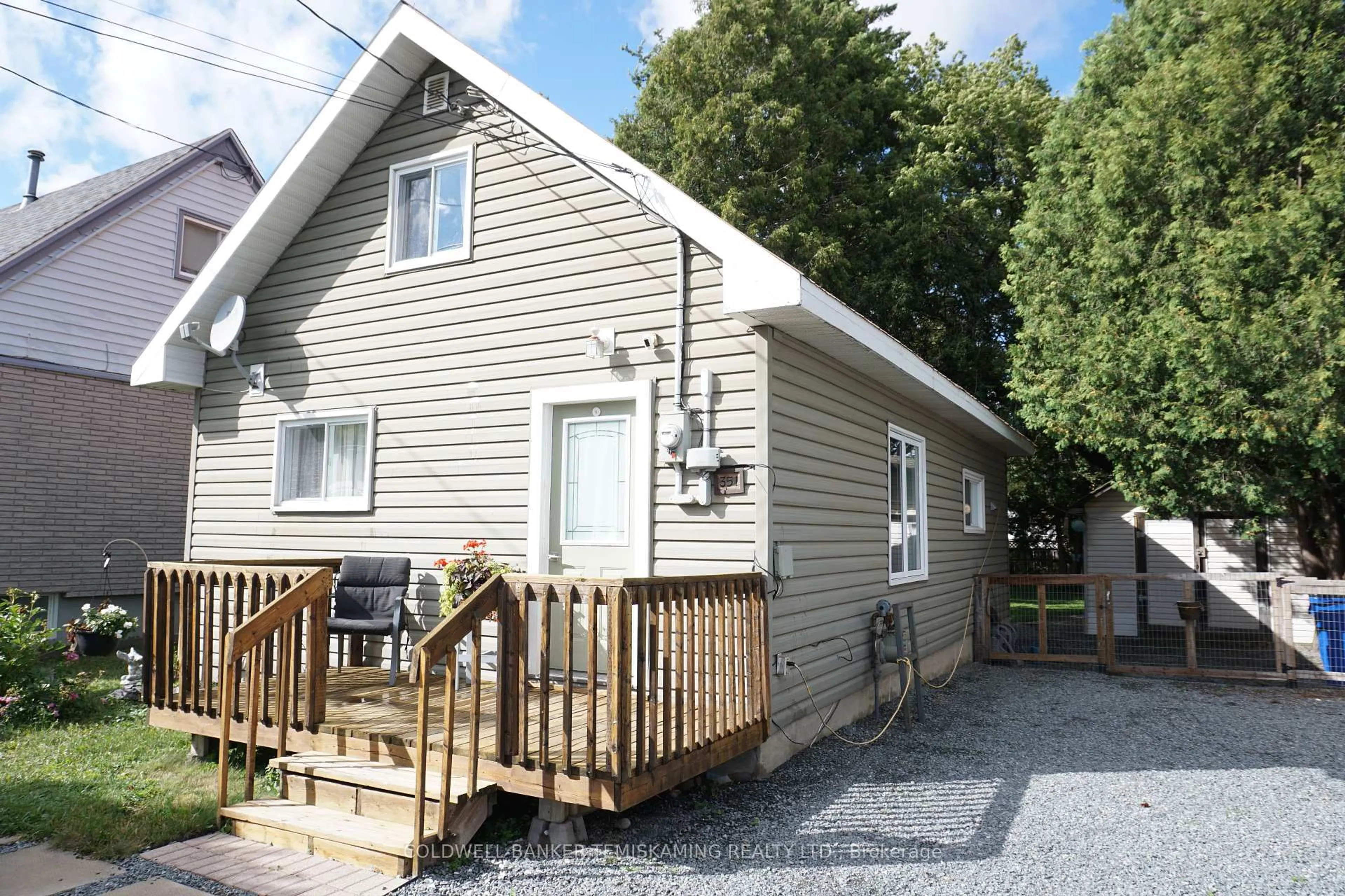 Patio, street for 351 Broadwood Ave, Temiskaming Shores Ontario P0J 1P0