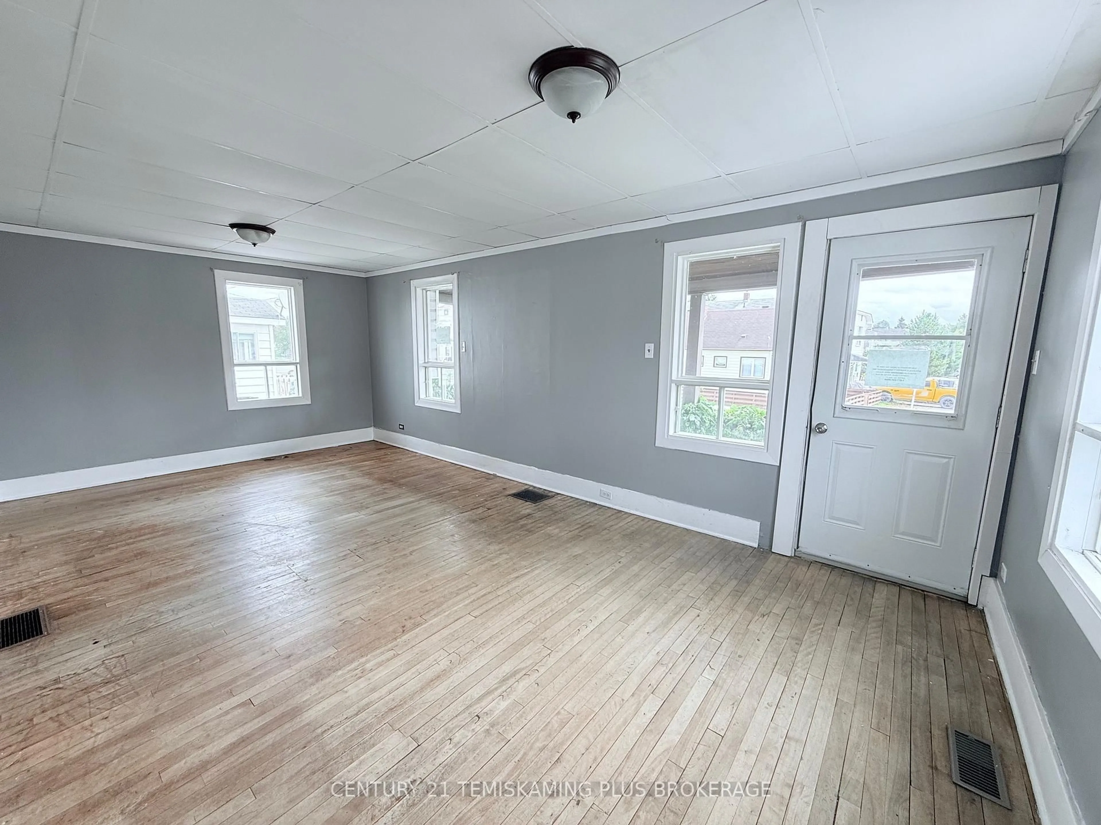 A pic of a room for 80 Poplar Ave, Kirkland Lake Ontario P2N 2M9