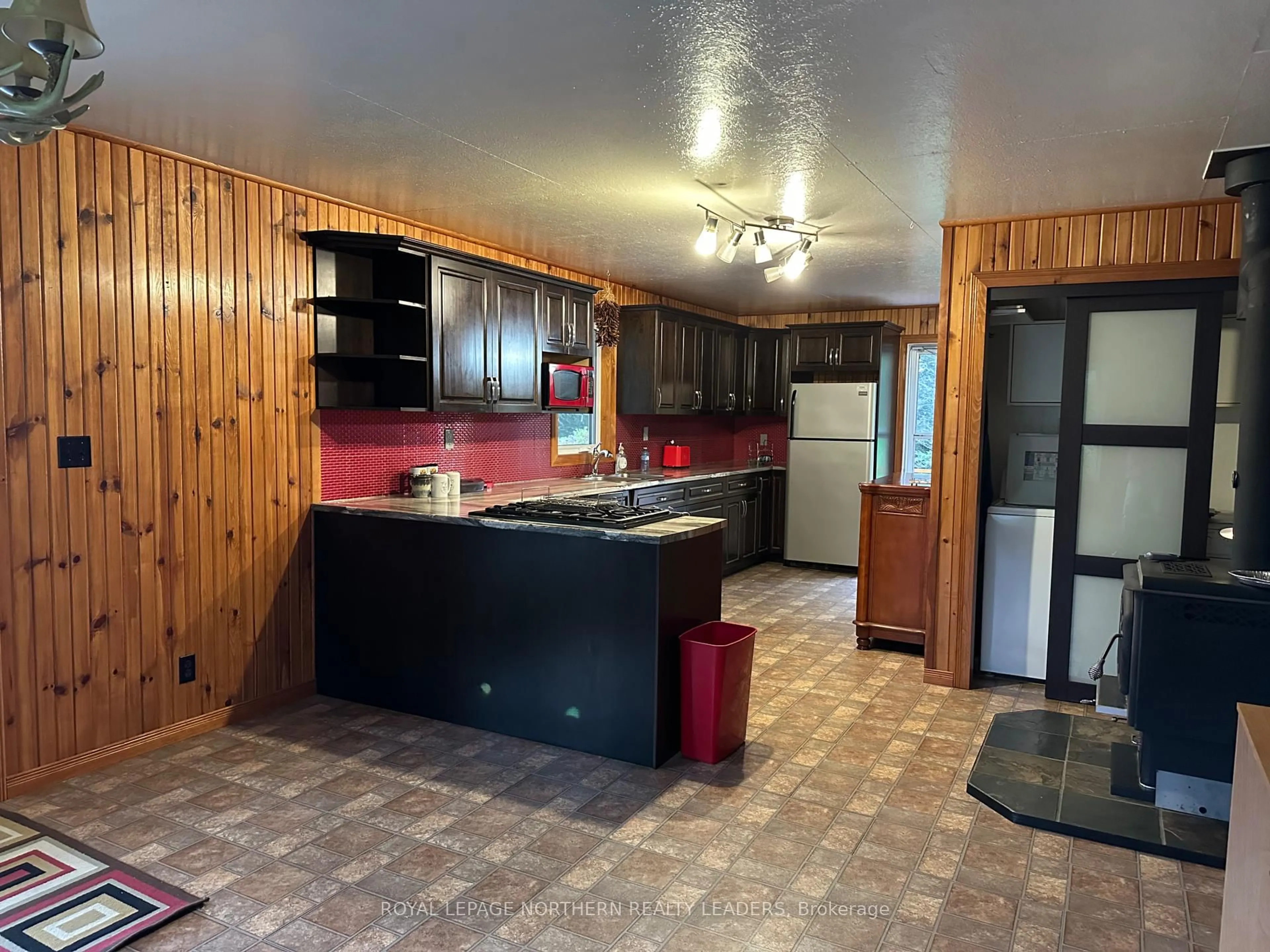 Open concept kitchen, unknown for 4 Scott Lake, Timmins Ontario P4N 7C5